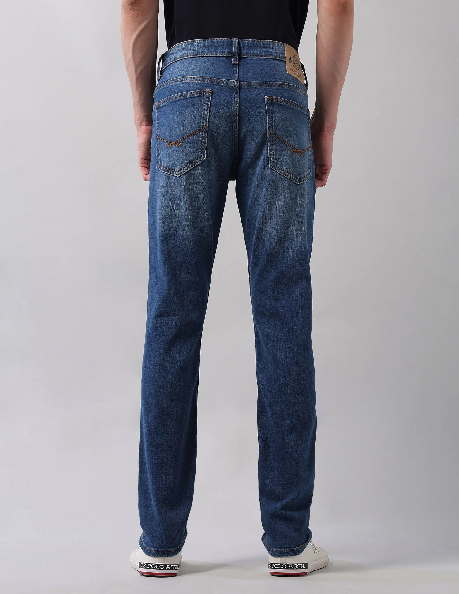 Brandon Slim Tapered Fit Blue Jeans - Image 5