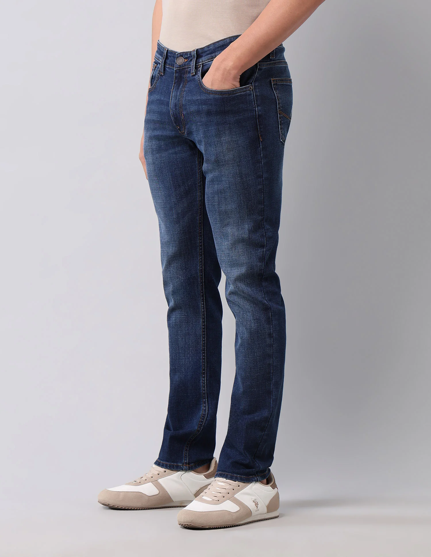 Brandon Slim Tapered Fit Blue Jeans - Image 4