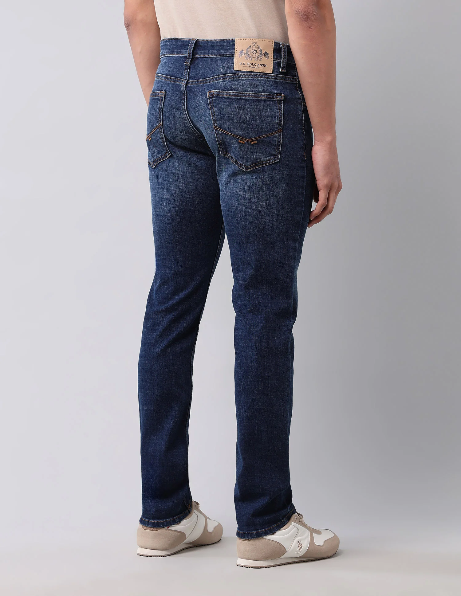 Brandon Slim Tapered Fit Blue Jeans - Image 5