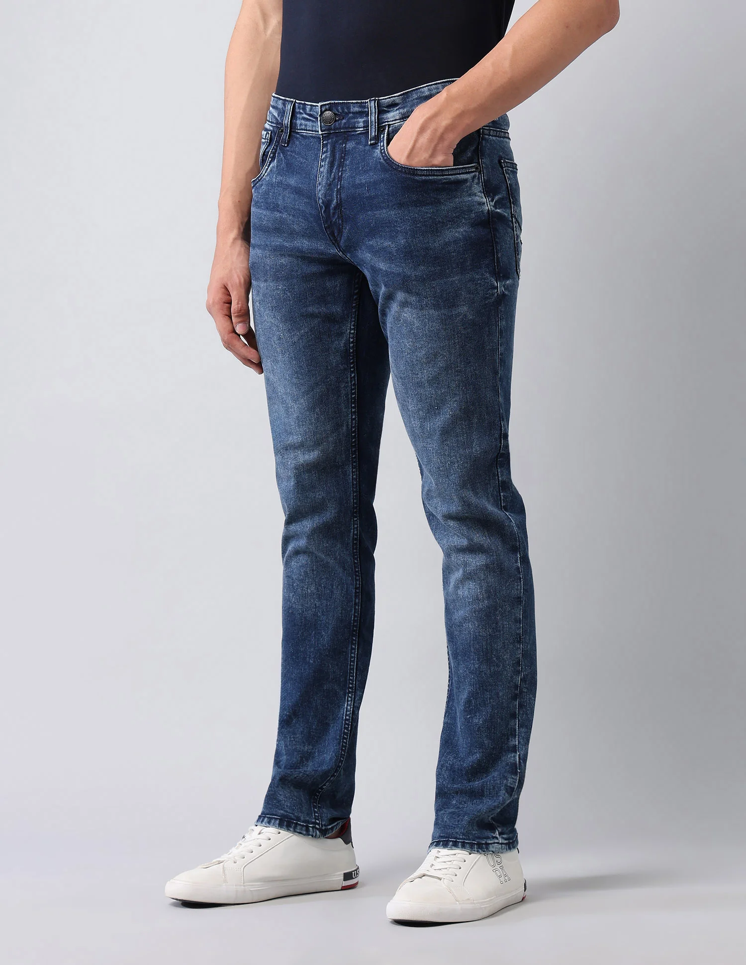 Brandon Slim Tapered Fit Blue Jeans - Image 4