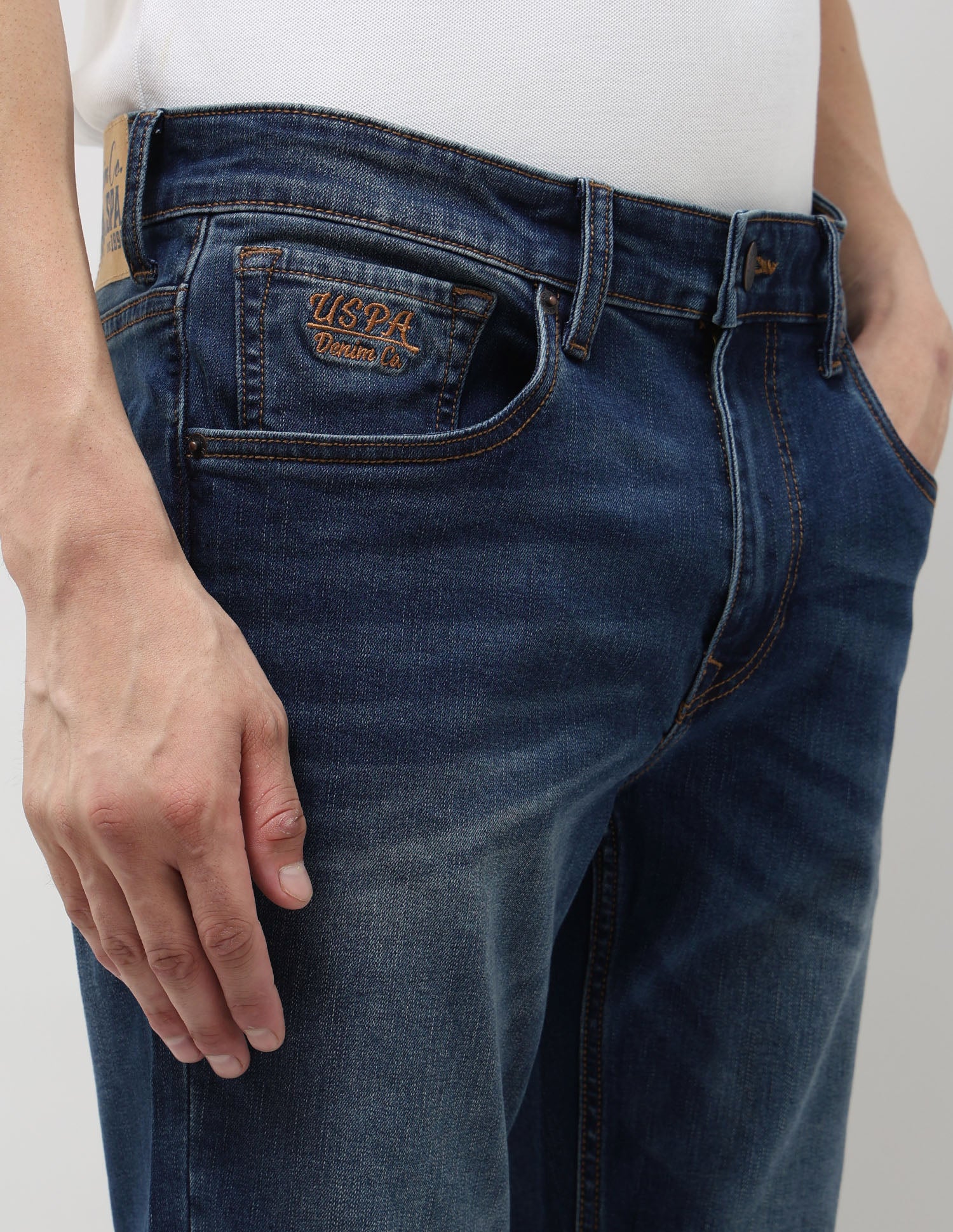 Brandon Slim Tapered Fit Blue Jeans - Image 7