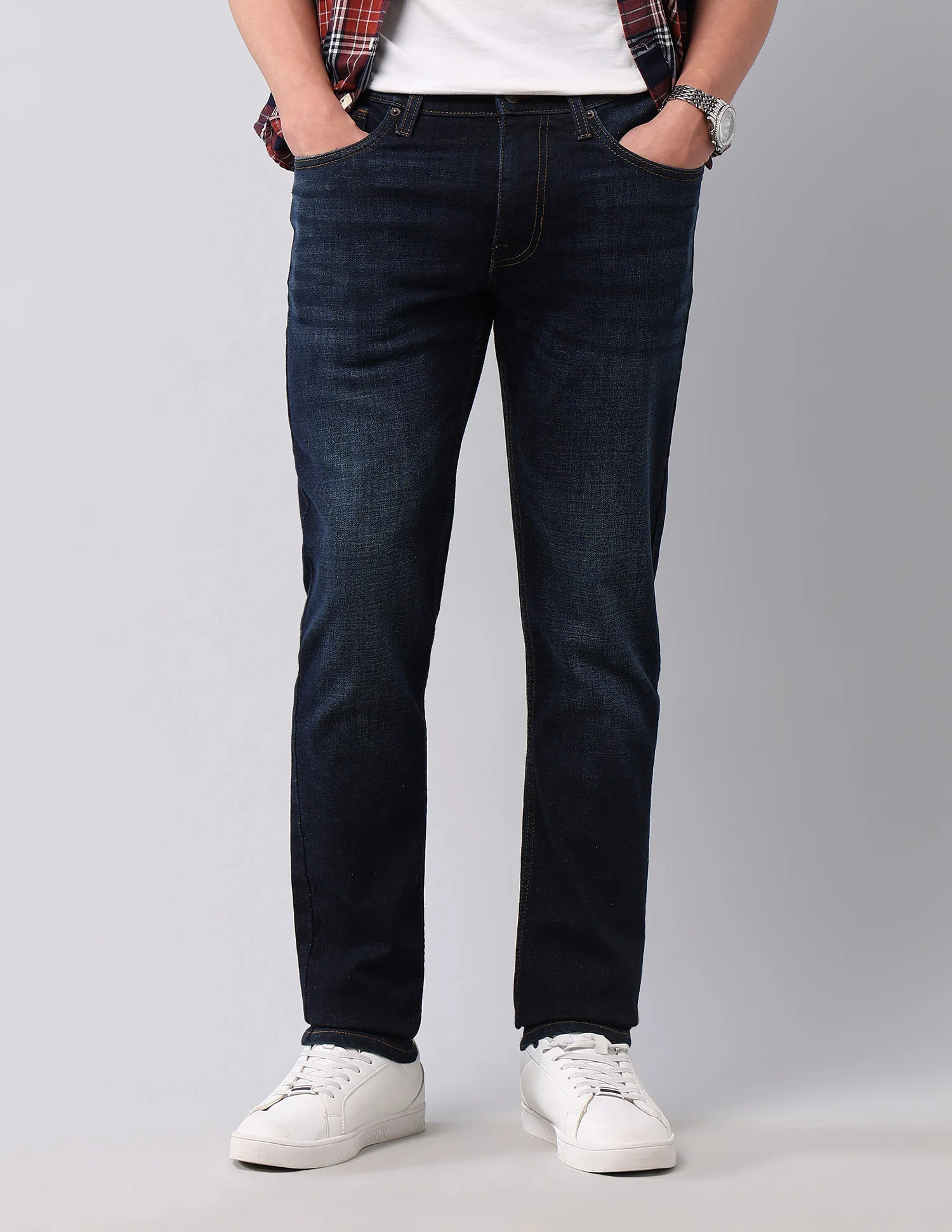 Brandon Slim Tapered Fit Blue Jeans
