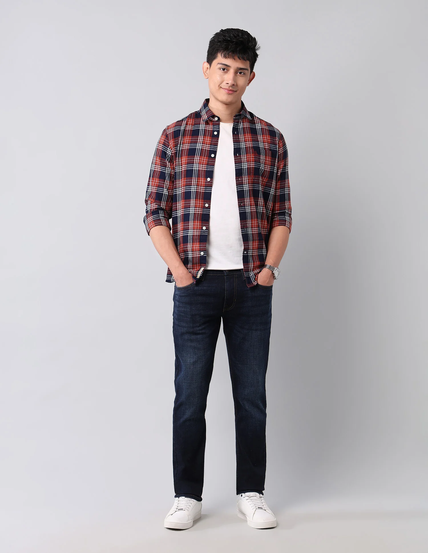 Brandon Slim Tapered Fit Blue Jeans - Image 3