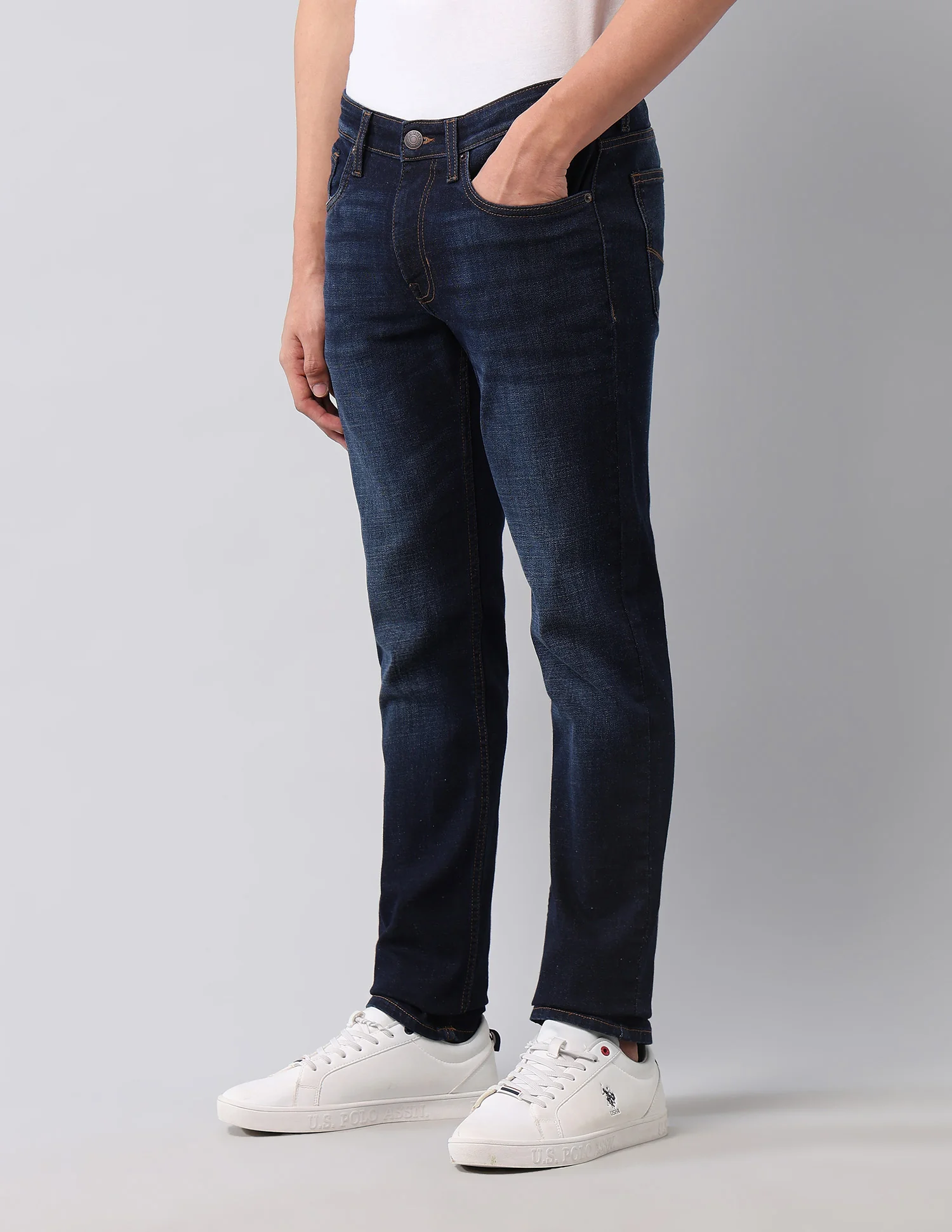 Brandon Slim Tapered Fit Blue Jeans - Image 4