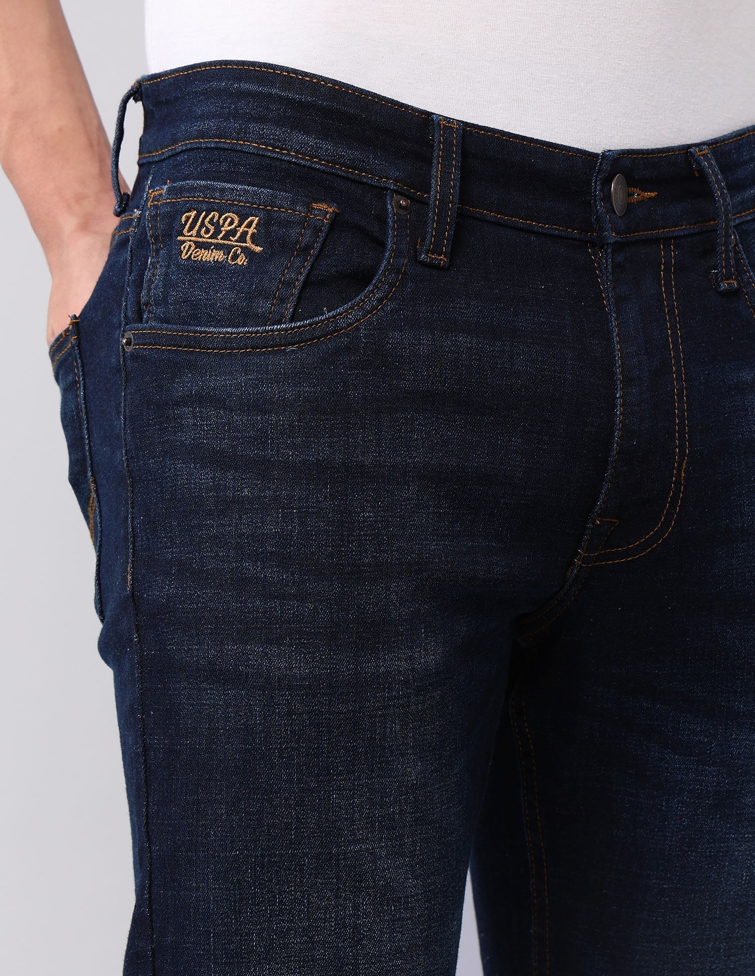 Brandon Slim Tapered Fit Blue Jeans - Image 7