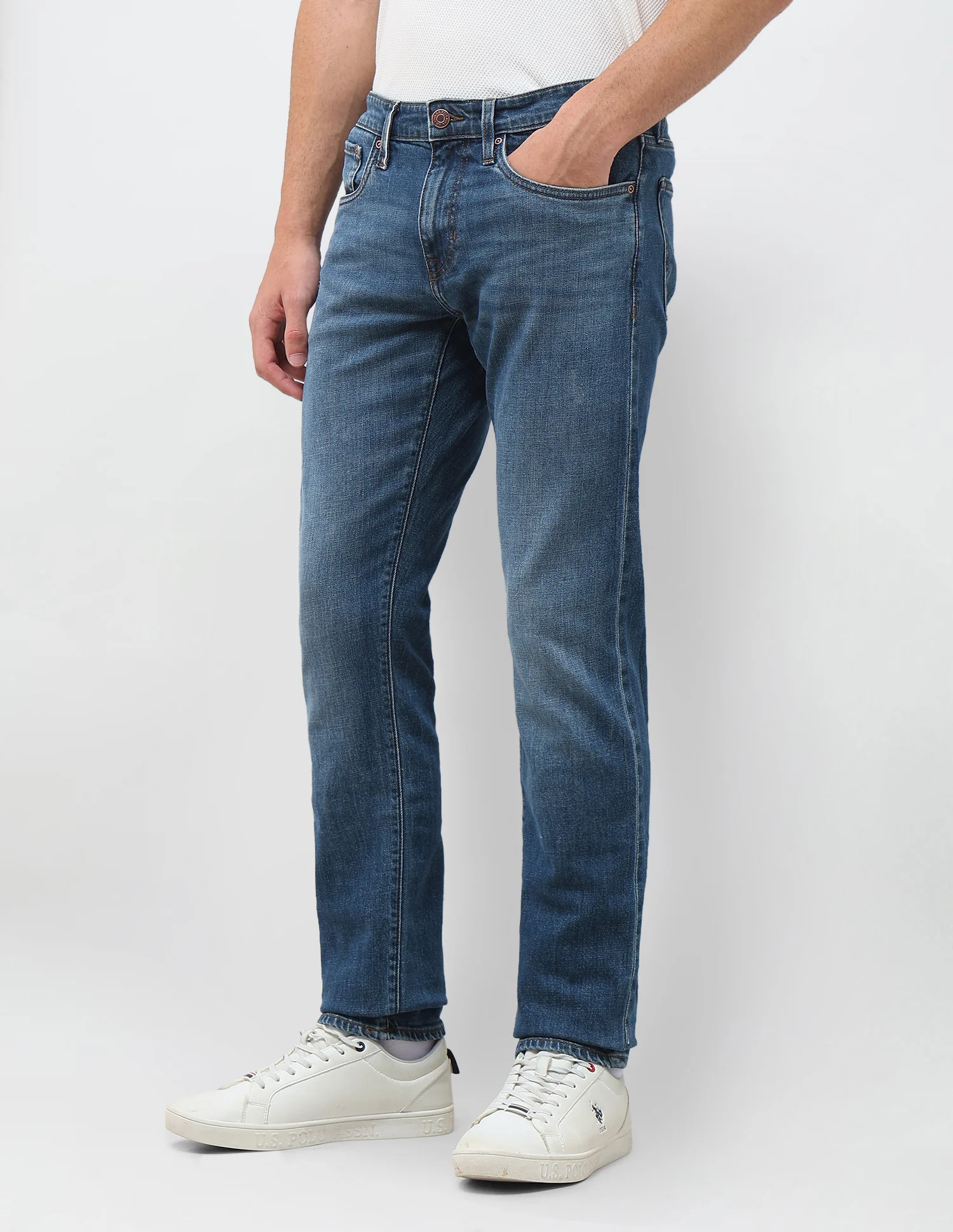 Brandon Slim Tapered Fit Blue Jeans - Image 4