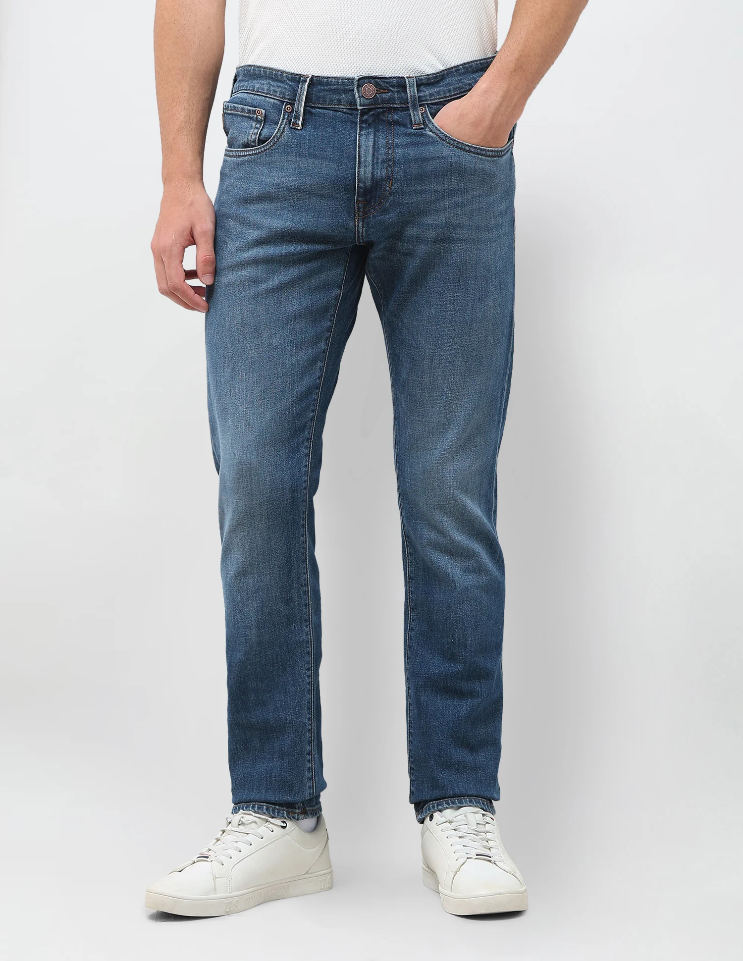 Brandon Slim Tapered Fit Blue Jeans - Image 6