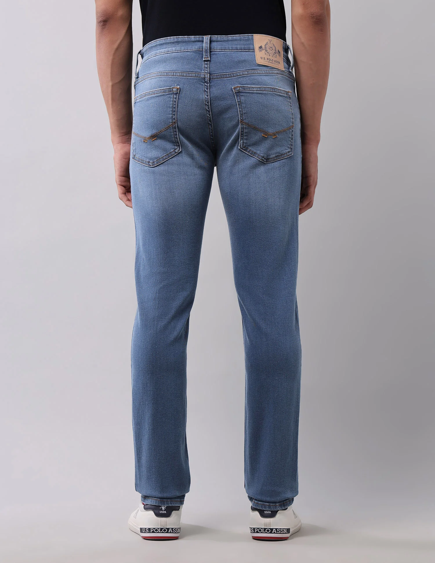 Brandon Slim Tapered Fit Blue Jeans - Image 5