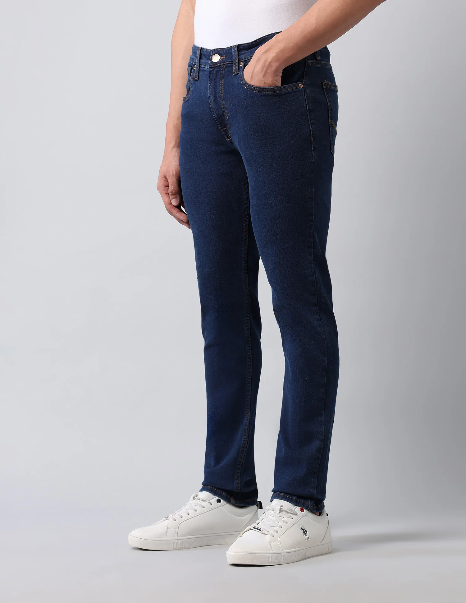 Brandon Slim Tapered Fit Blue Jeans - Image 4