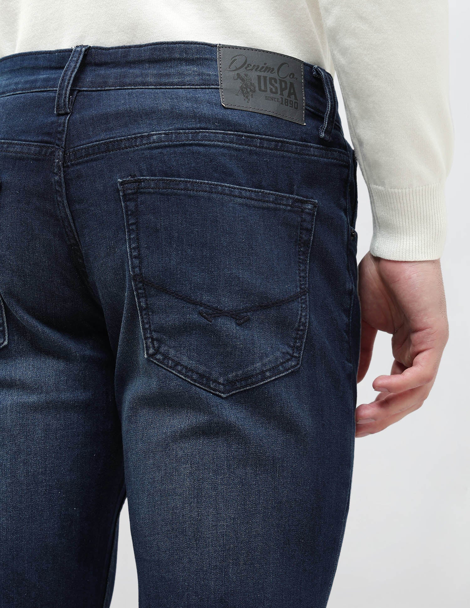 Brandon Slim Tapered Fit Blue Jeans - Image 8