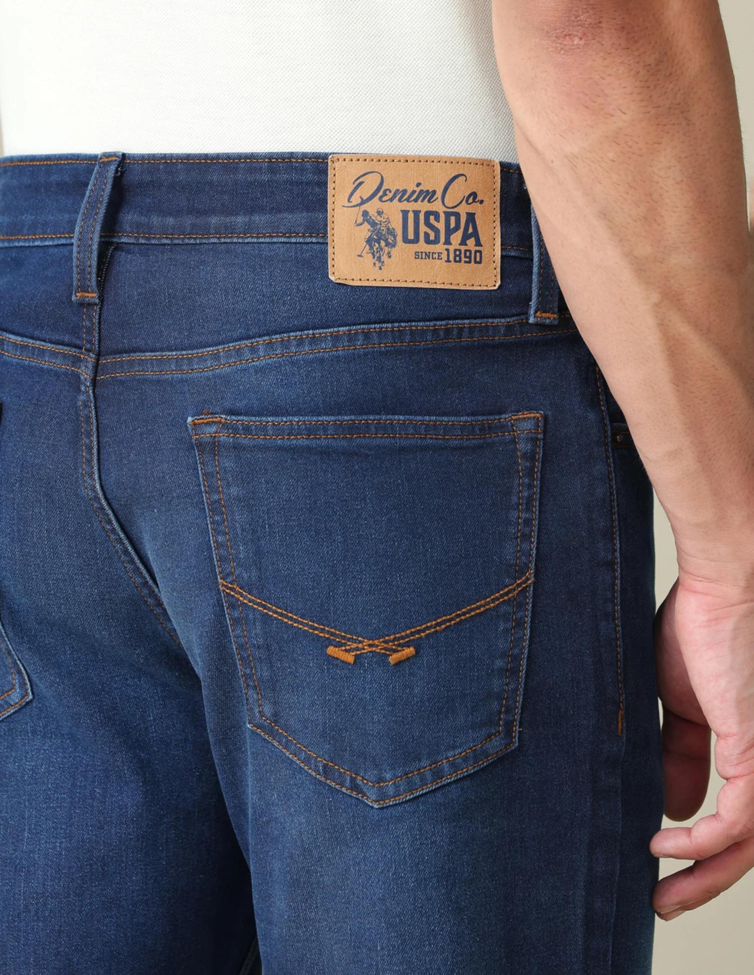 Brandon Slim Tapered Fit Blue Jeans - Image 8