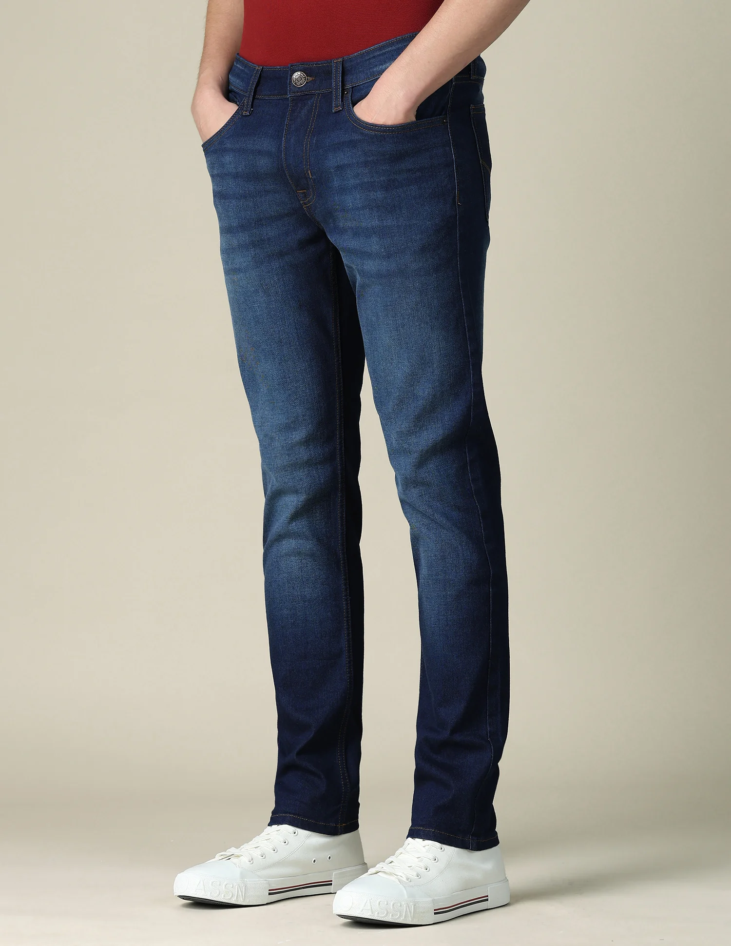 Brandon Slim Tapered Fit Blue Jeans - Image 4