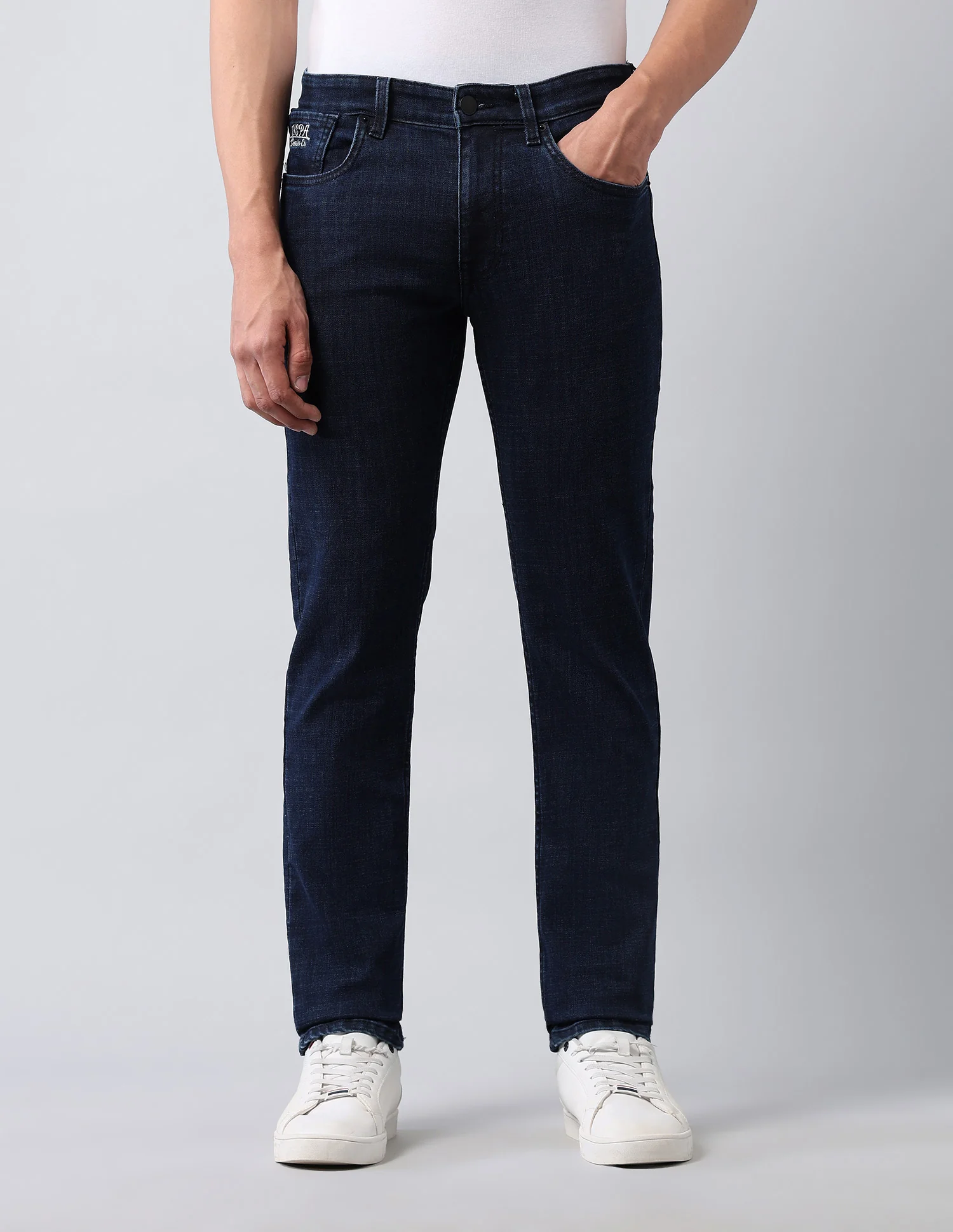 Brandon Slim Tapered Fit Blue Jeans - Image 6