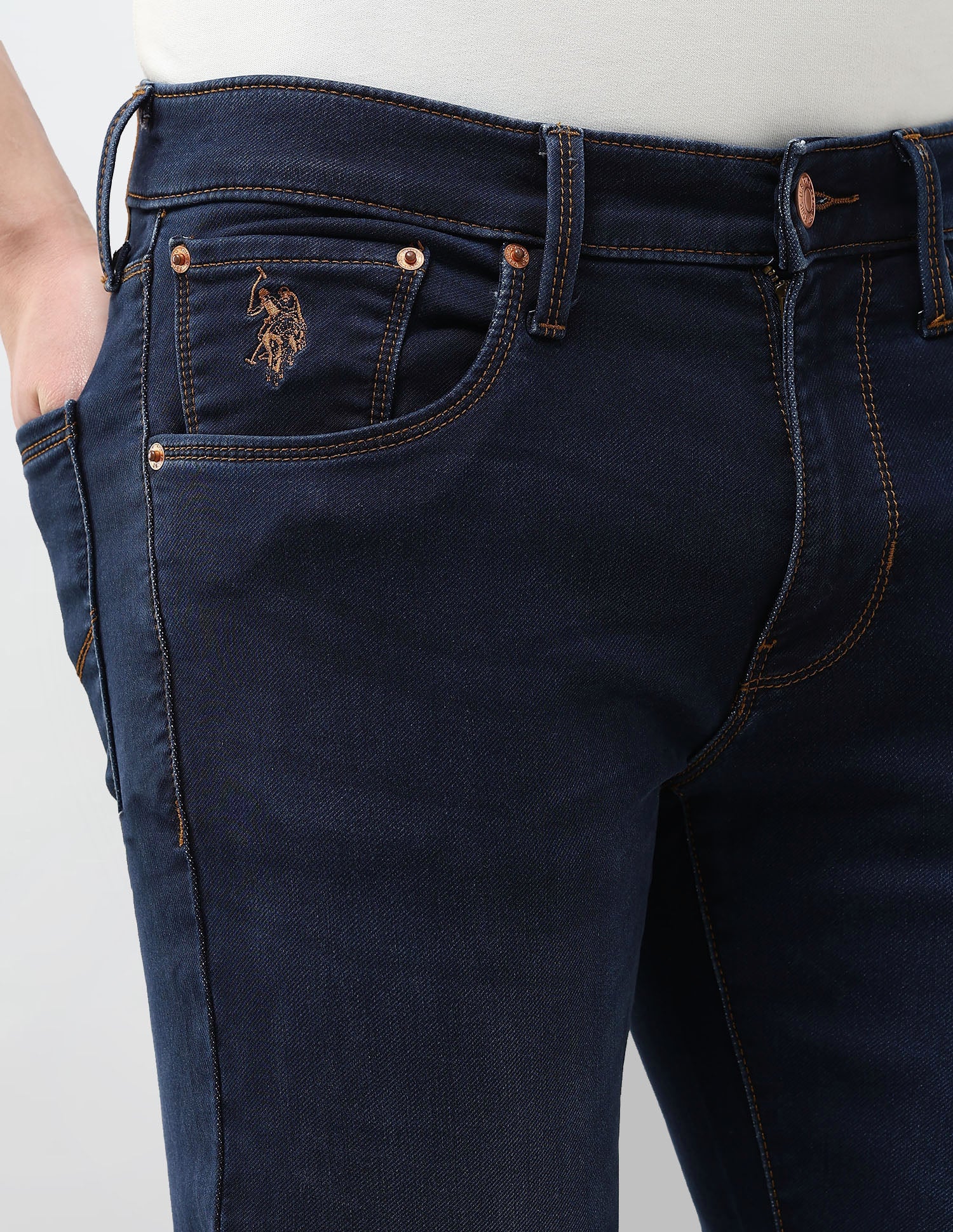 Brandon Slim Tapered Fit Blue Jeans - Image 7