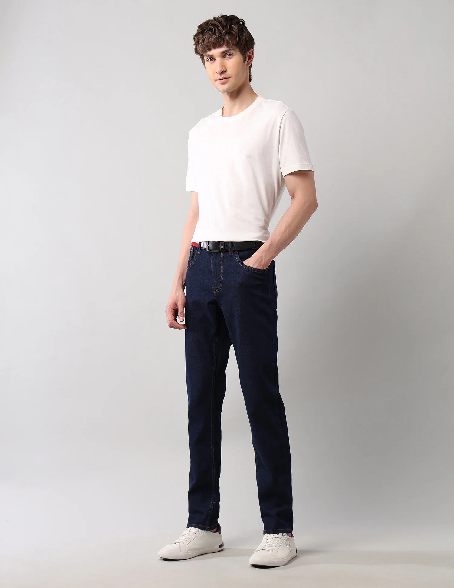 Brandon Slim Tapered Fit Blue Jeans - Image 3
