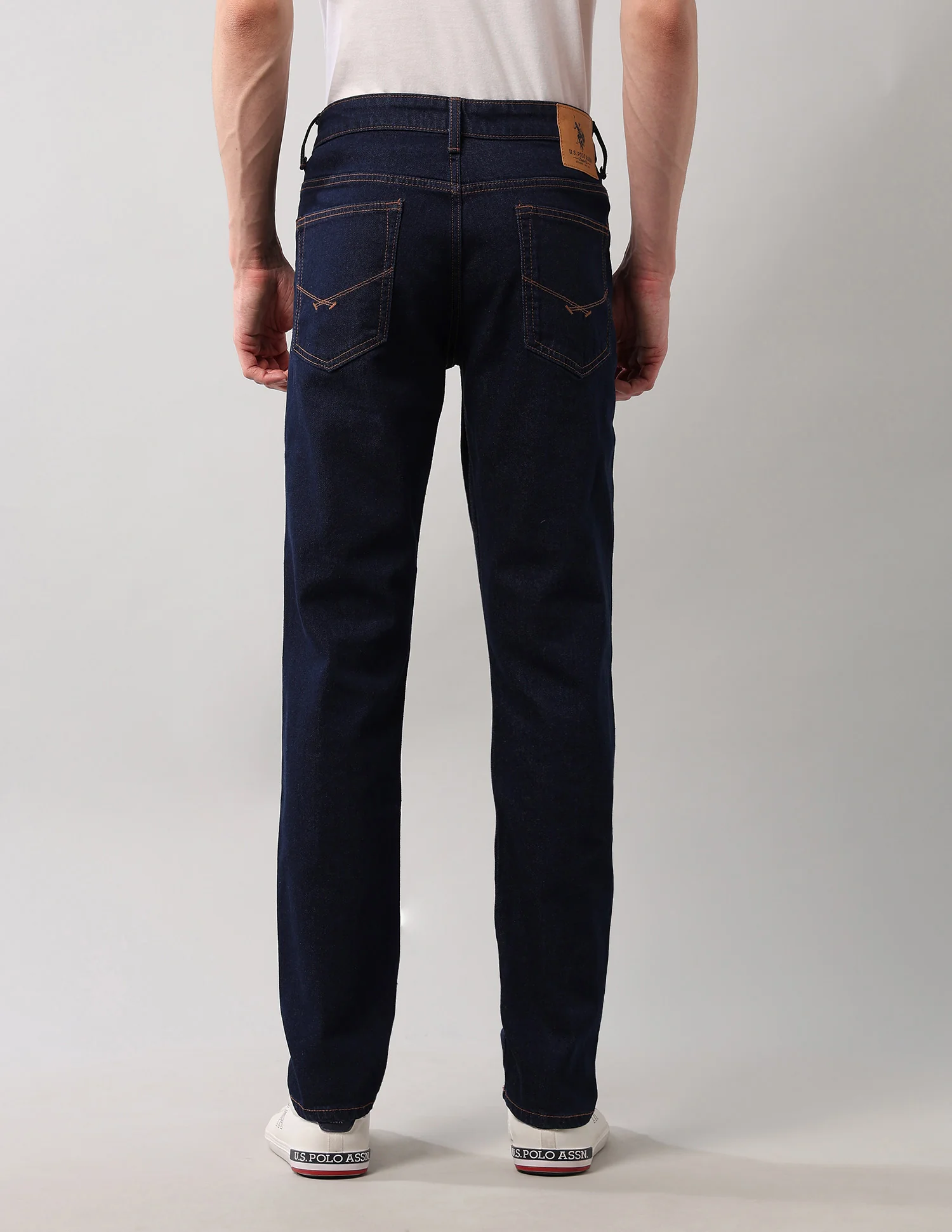 Brandon Slim Tapered Fit Blue Jeans - Image 5