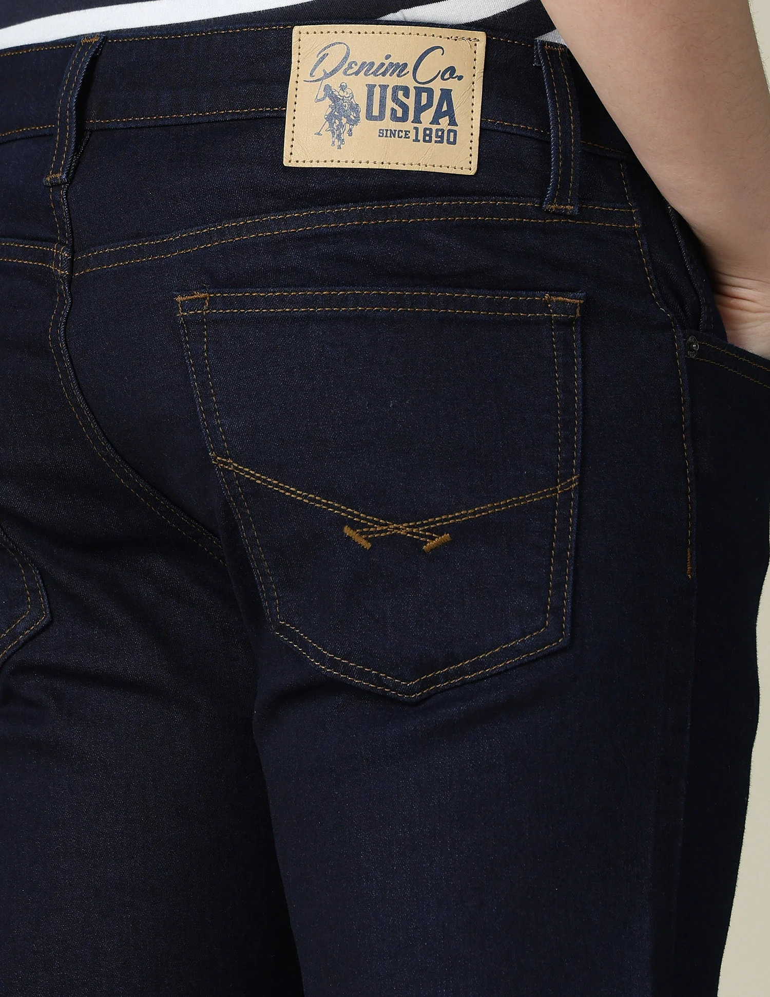 Brandon Slim Tapered Fit Blue Jeans - Image 8