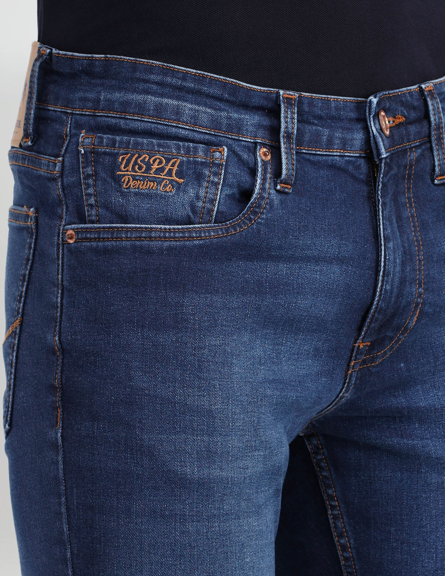 Brandon Slim Tapered Fit Blue Jeans - Image 8