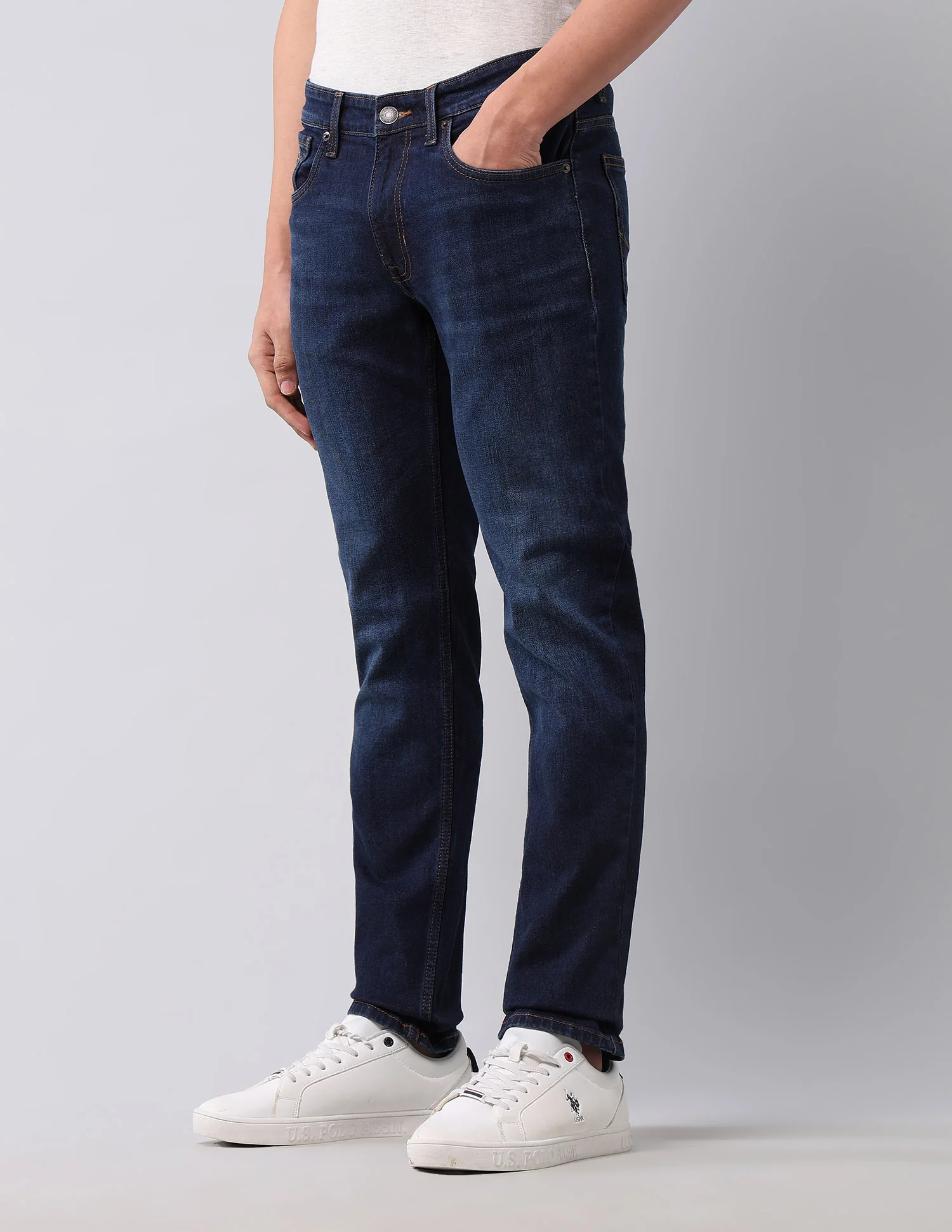 Brandon Slim Tapered Fit Blue Jeans - Image 4