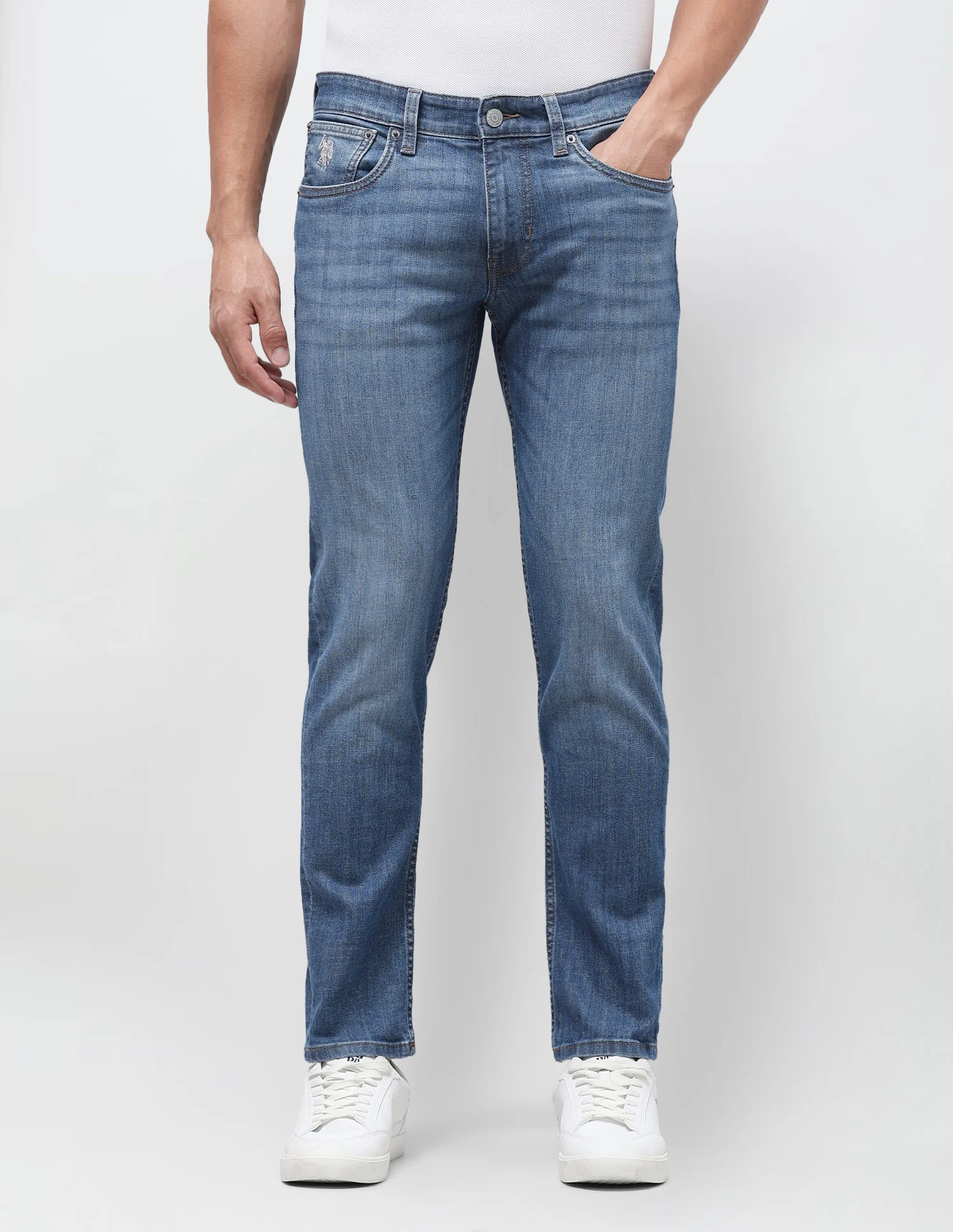 Brandon Slim Tapered Fit Blue Jeans - Image 6