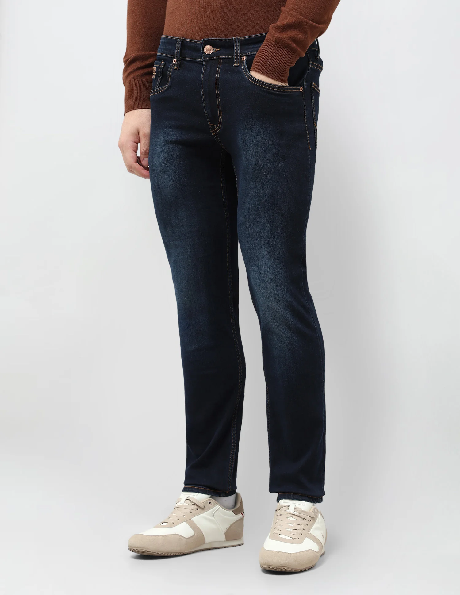 Brandon Slim Tapered Fit Blue Jeans - Image 4