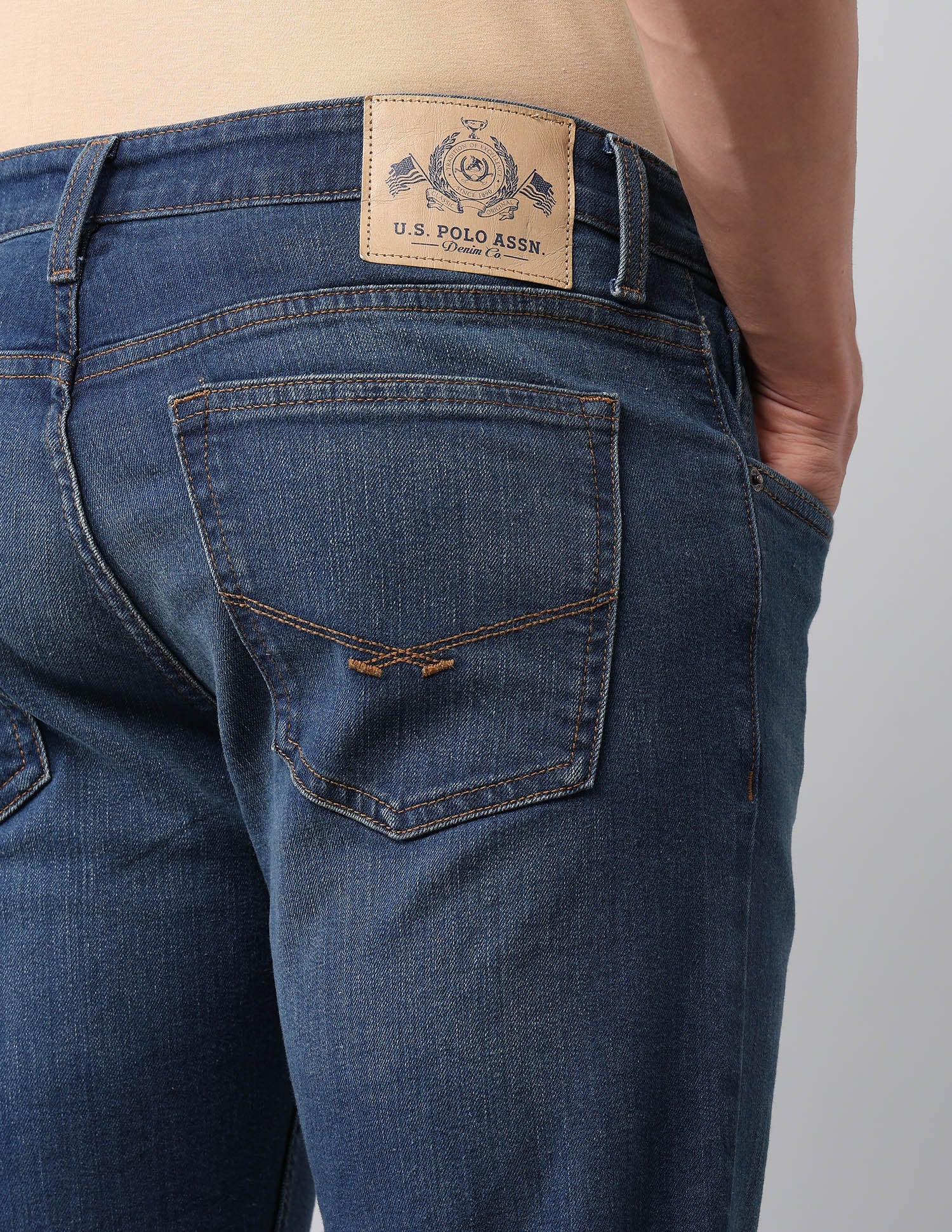 Brandon Slim Tapered Fit Blue Jeans - Image 8