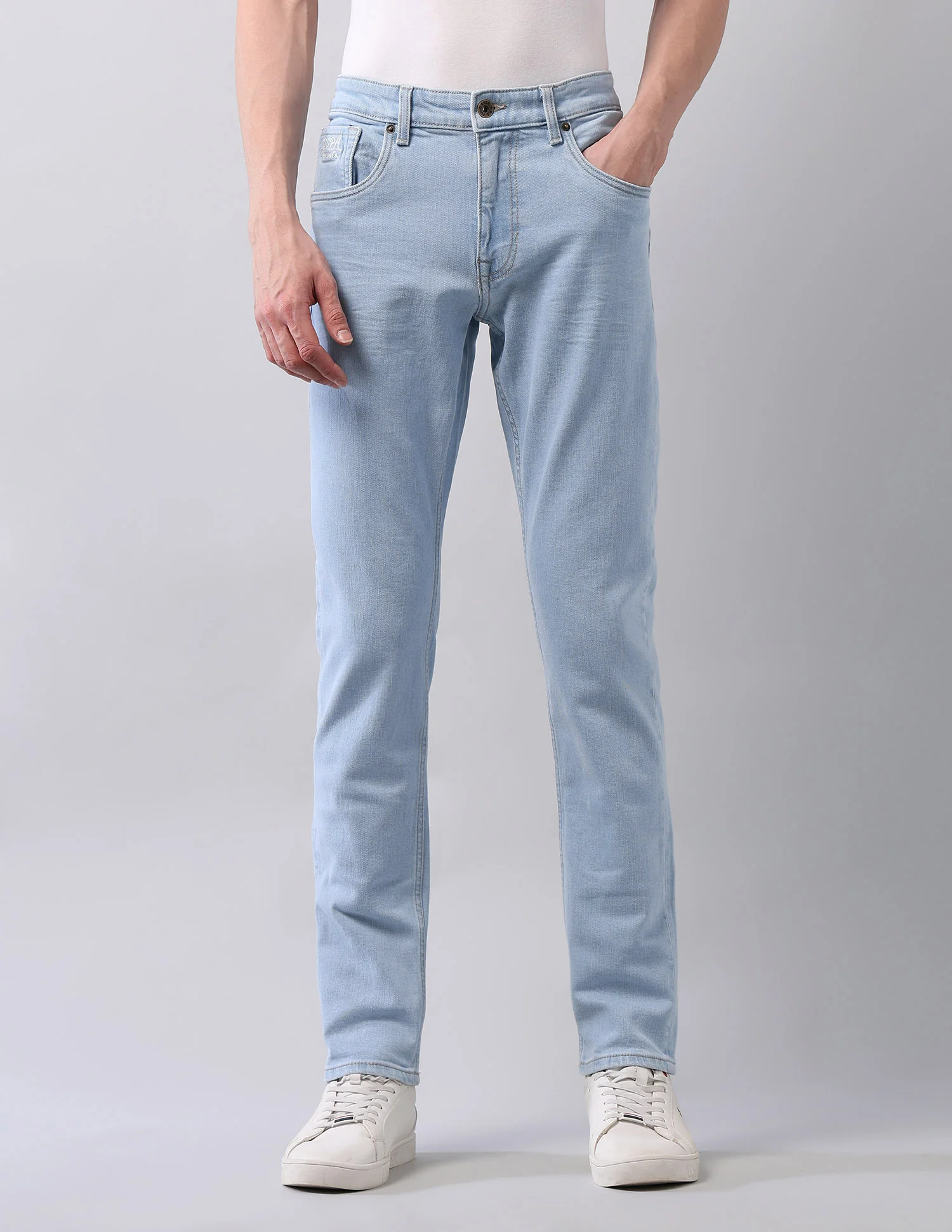 Brandon Slim Tapered Fit Blue Jeans - Image 6