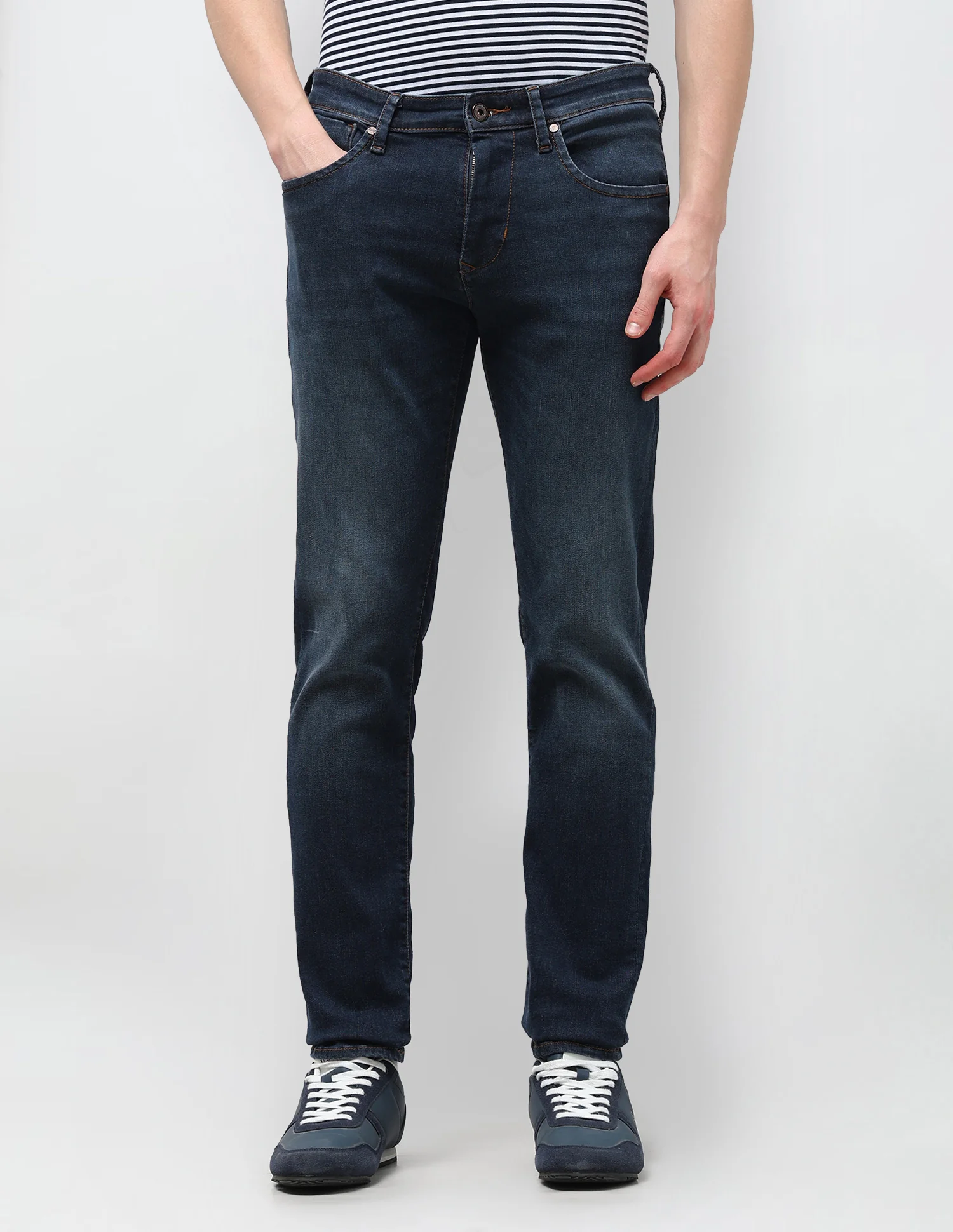 Brandon Slim Tapered Fit Blue Jeans - Image 6