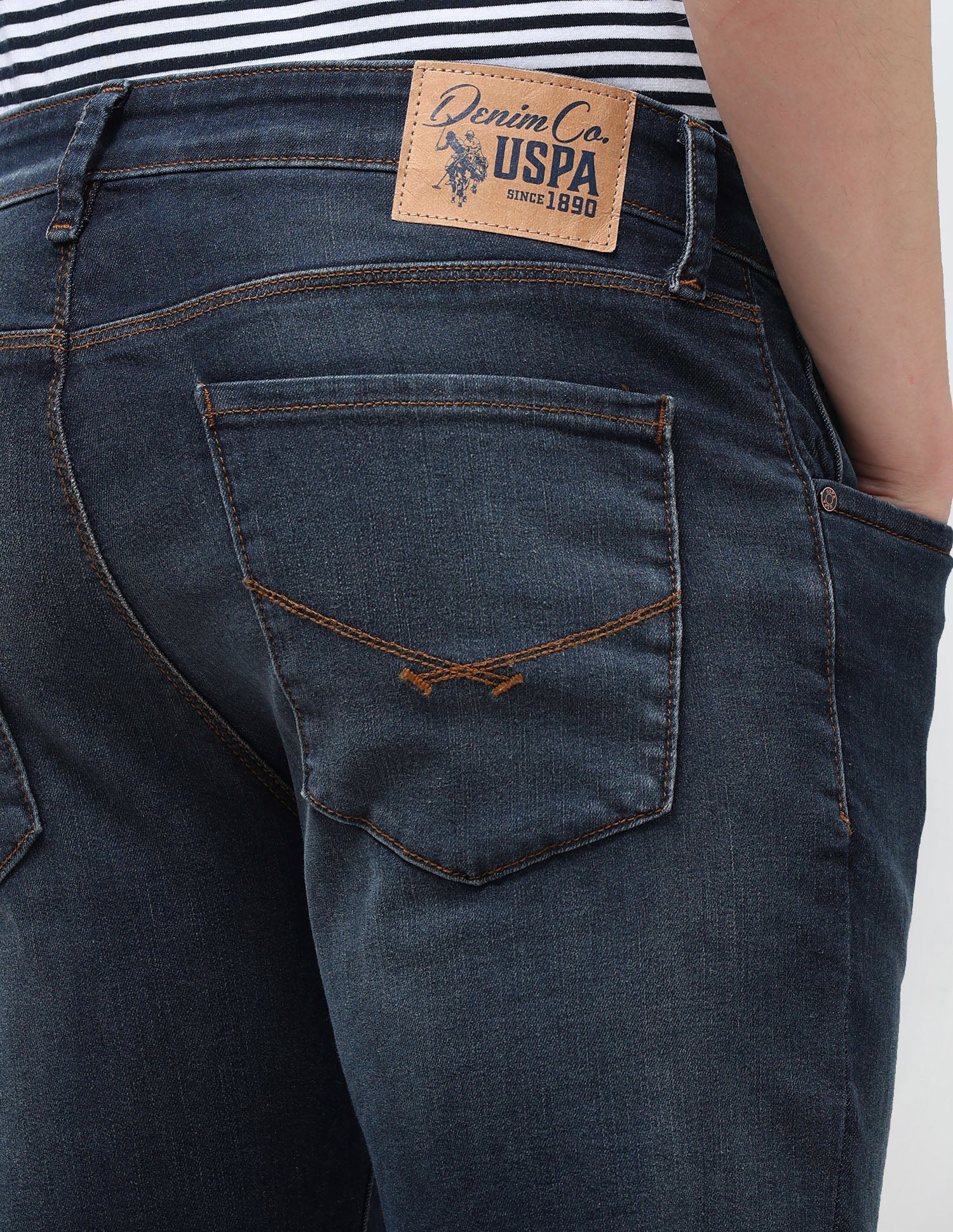 Brandon Slim Tapered Fit Blue Jeans - Image 8