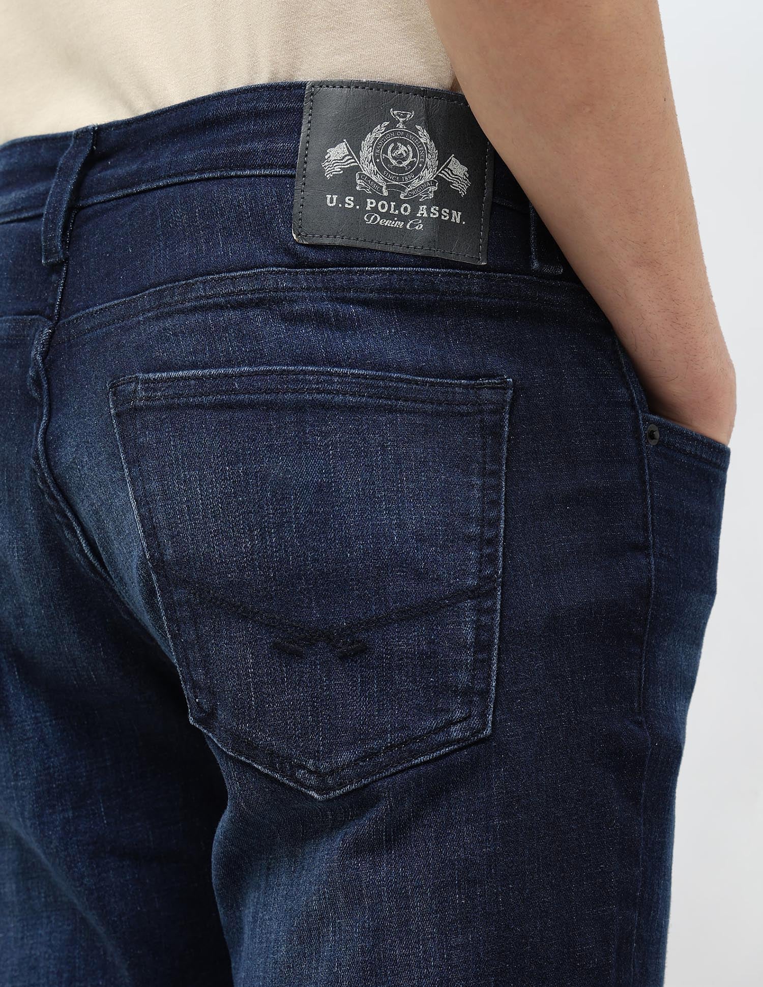 Brandon Slim Tapered Fit Blue Jeans - Image 8
