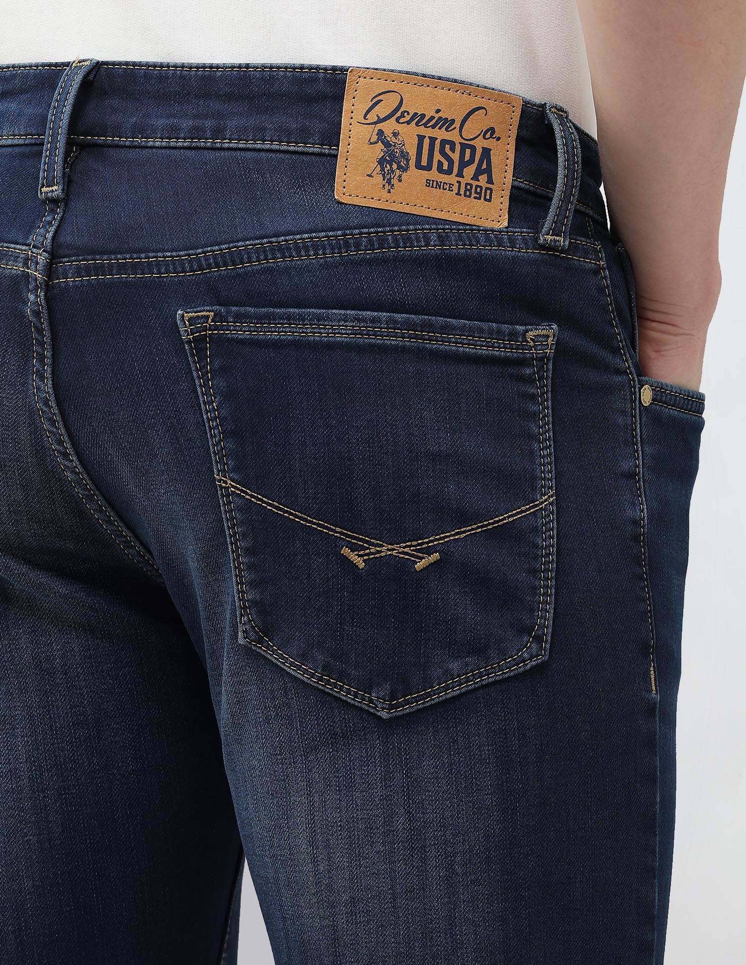 Brandon Slim Tapered Fit Blue Jeans - Image 8