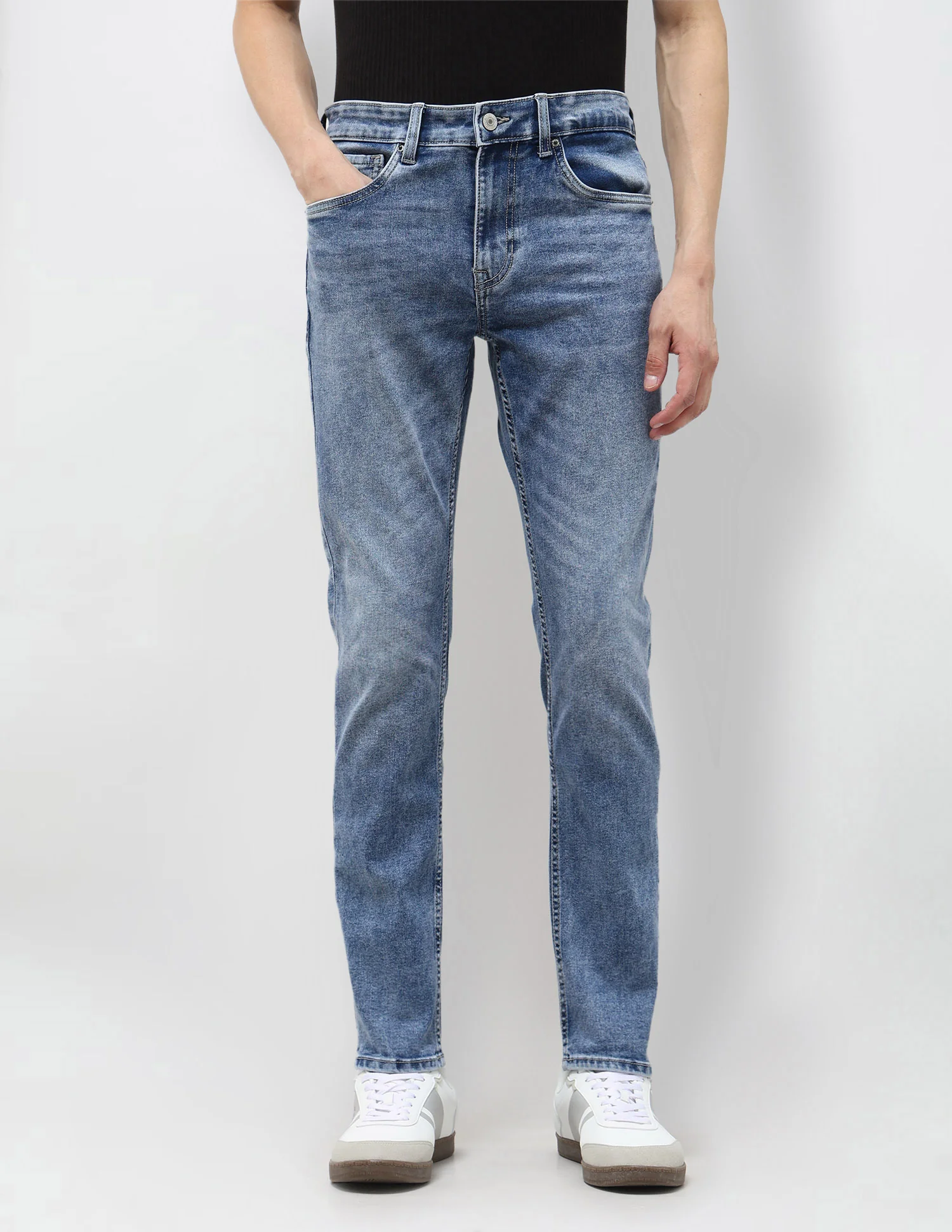 Brandon Slim Tapered Fit Blue Jeans - Image 6