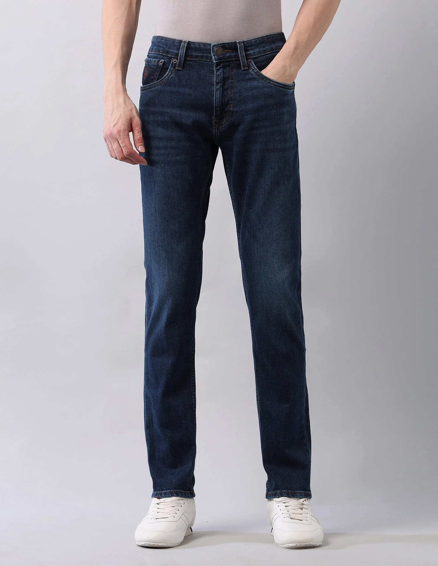 Brandon Slim Tapered Fit Blue Jeans - Image 6