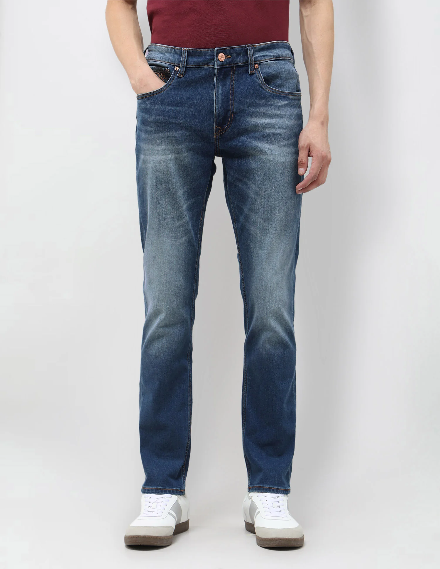 Brandon Slim Tapered Fit Blue Jeans - Image 6