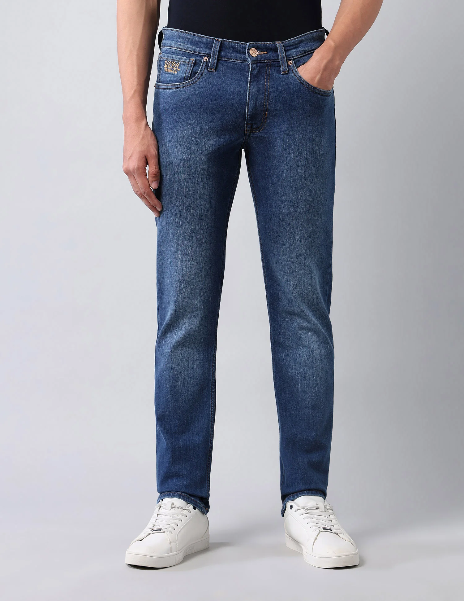 Brandon Slim Tapered Fit Blue Jeans - Image 6