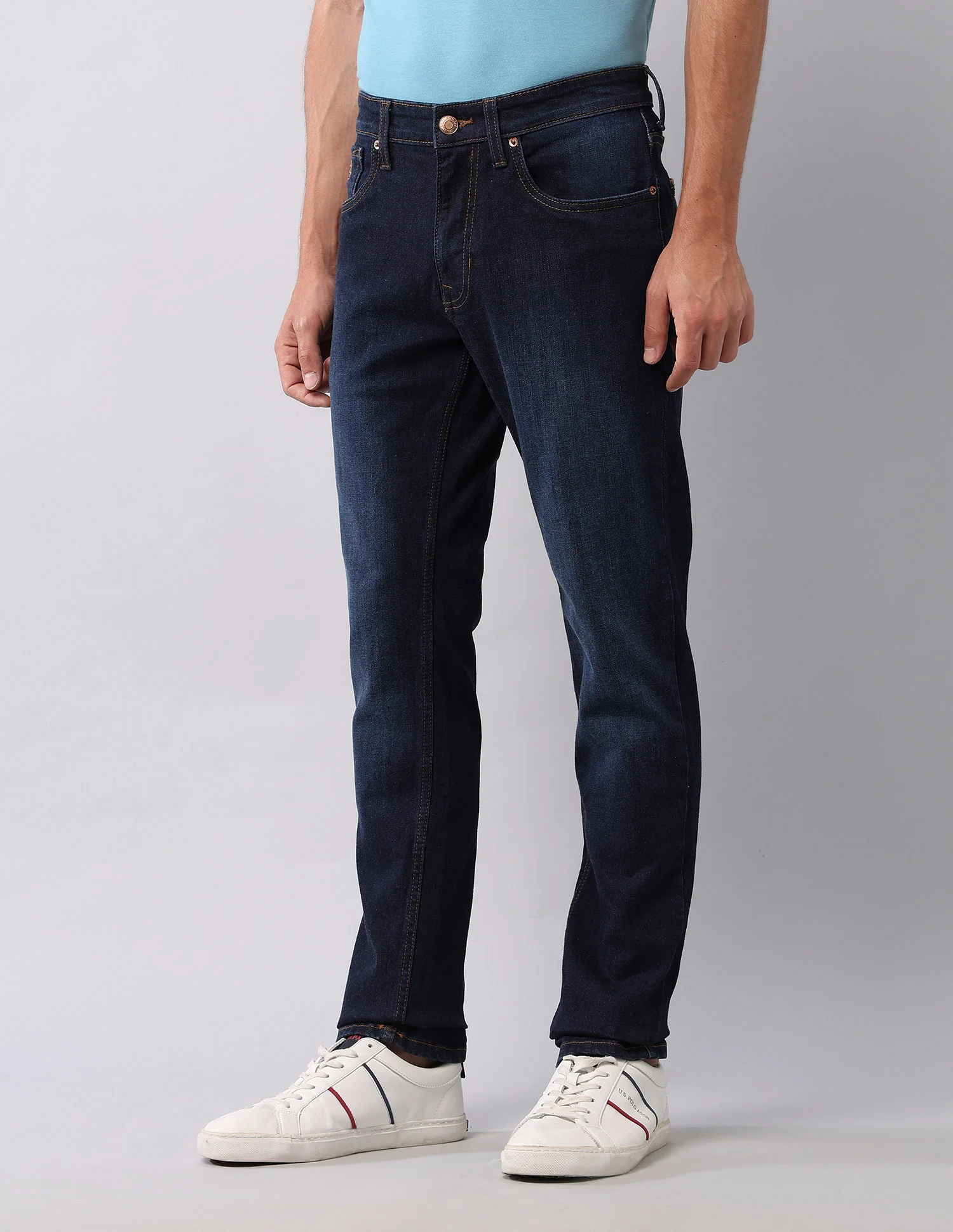 Brandon Slim Tapered Fit Blue Jeans - Image 4