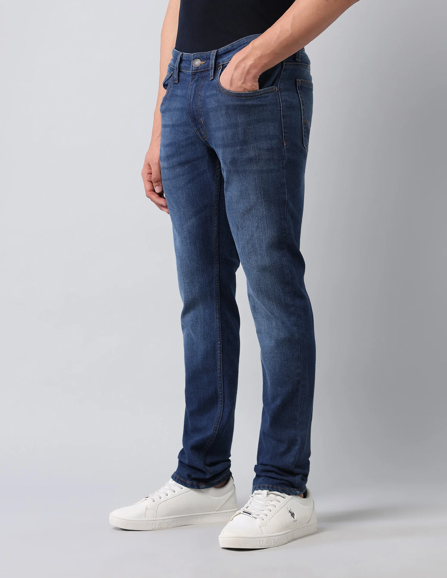 Brandon Slim Tapered Fit Blue Jeans - Image 4