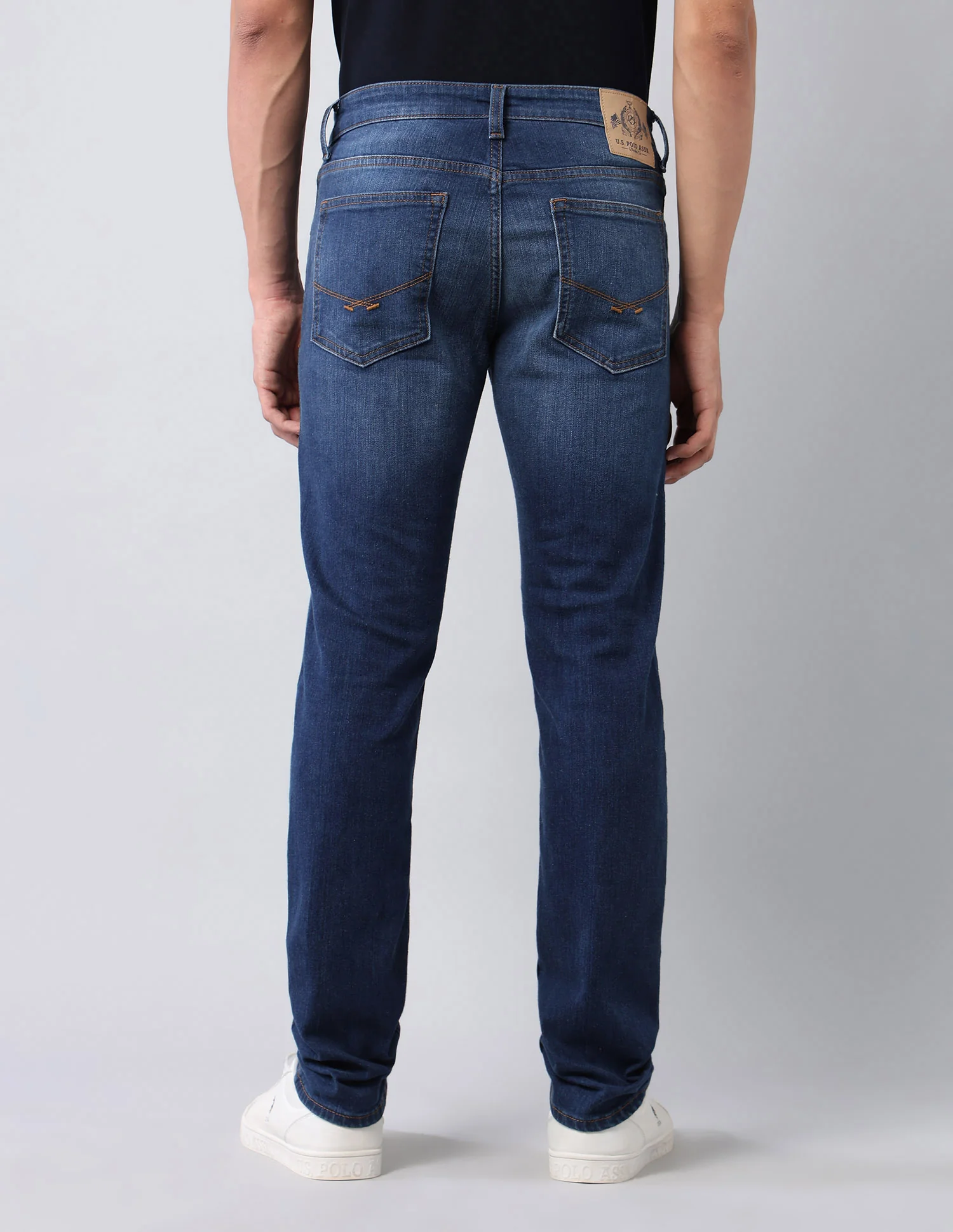 Brandon Slim Tapered Fit Blue Jeans - Image 5