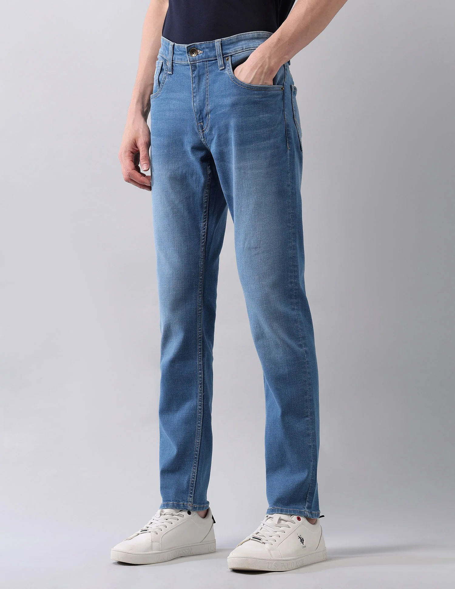Brandon Slim Tapered Fit Blue Jeans - Image 4