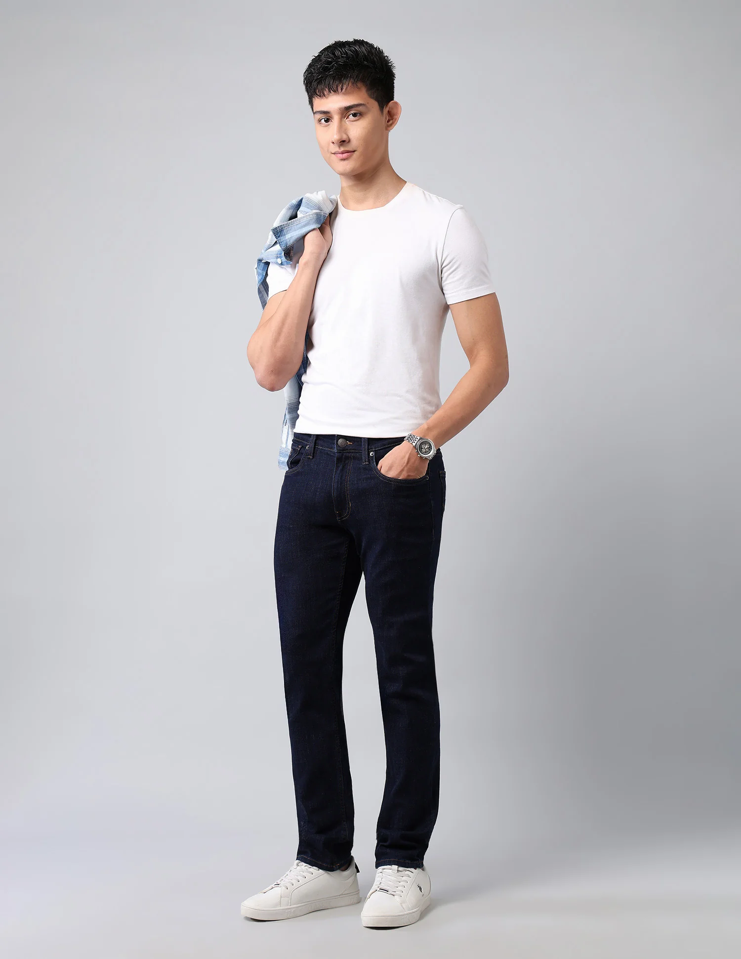 Brandon Slim Tapered Fit Blue Jeans - Image 3