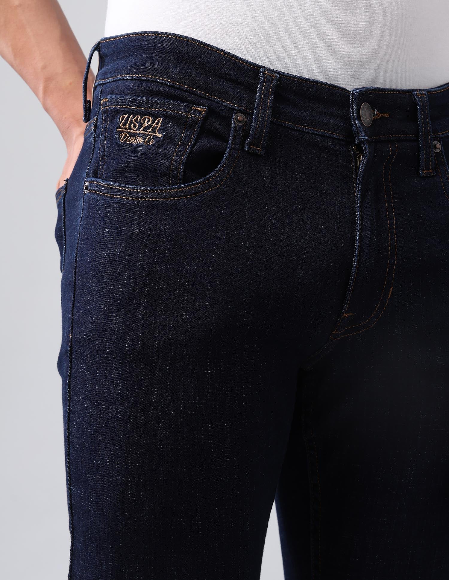Brandon Slim Tapered Fit Blue Jeans - Image 7