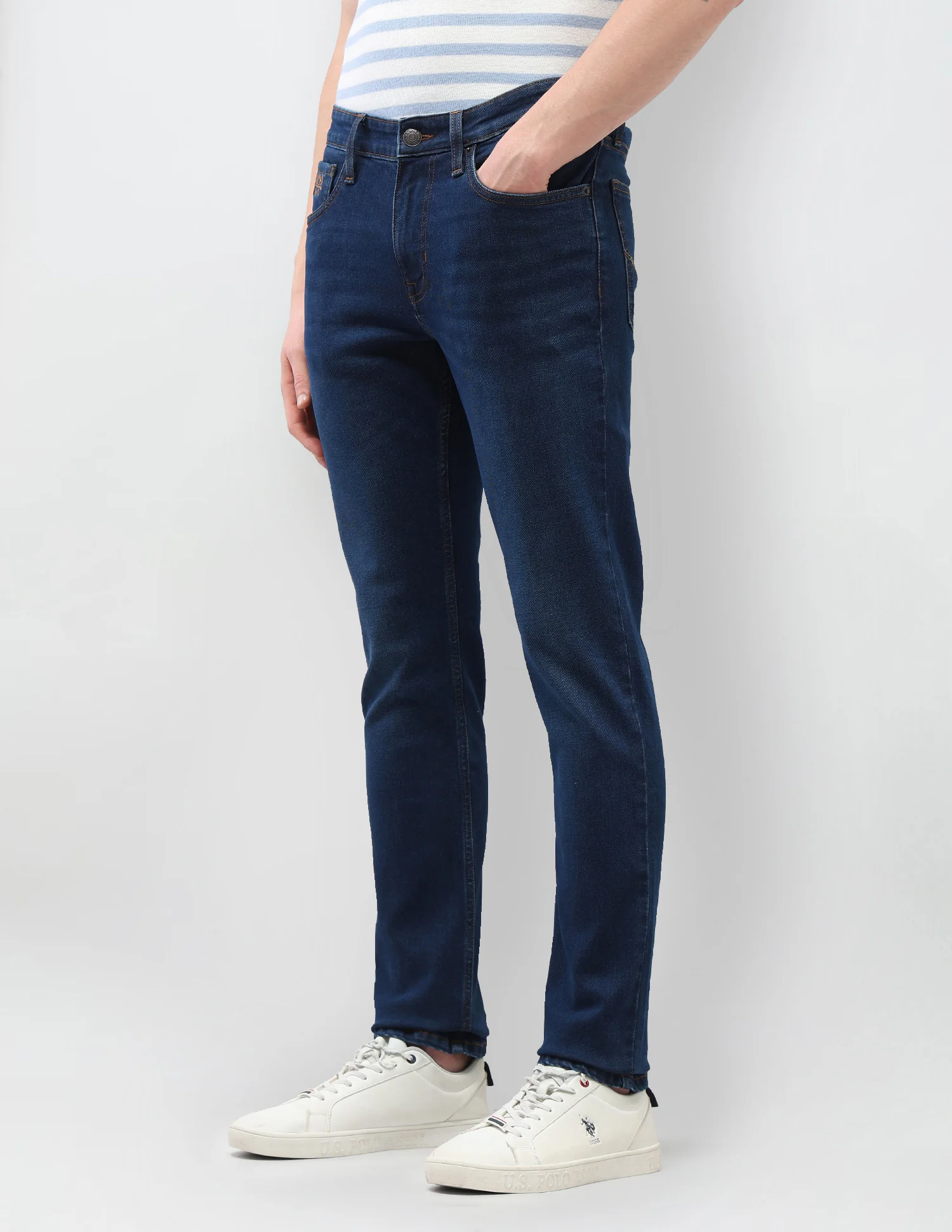 Brandon Slim Tapered Fit Blue Jeans - Image 4