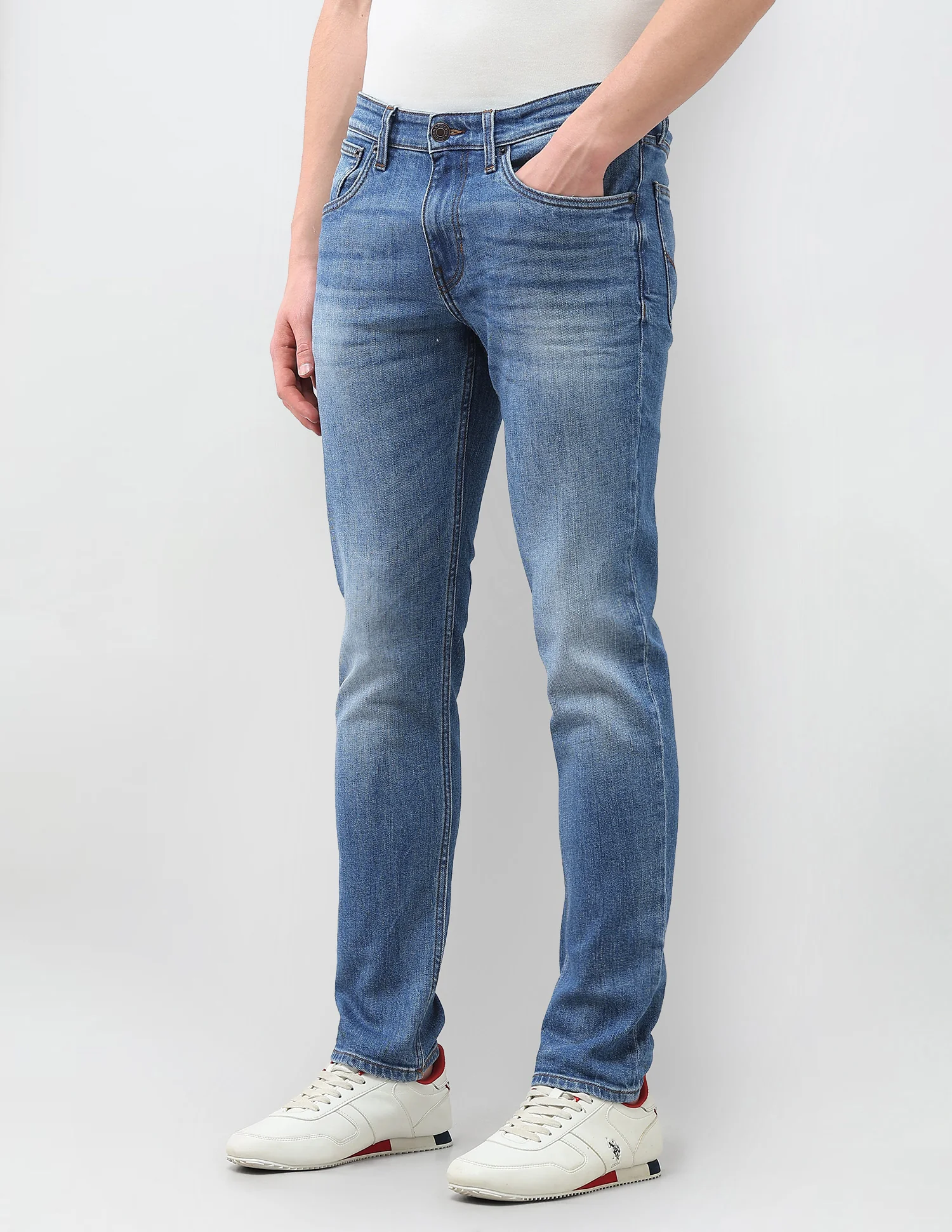 Brandon Slim Tapered Fit Blue Jeans - Image 4