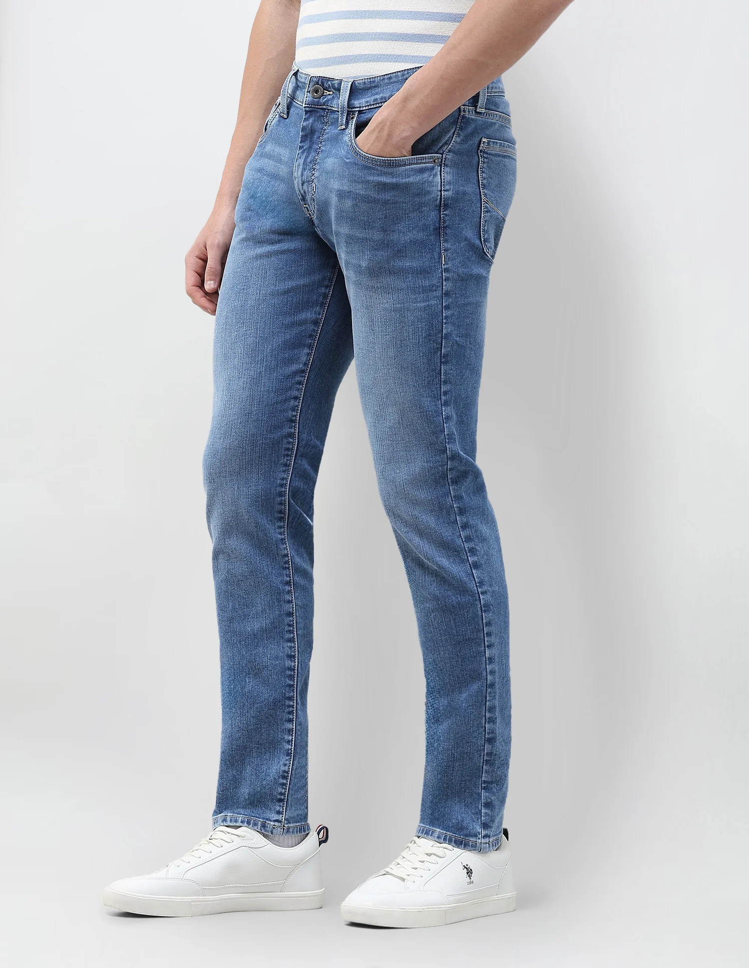 Brandon Slim Tapered Fit Blue Jeans - Image 4