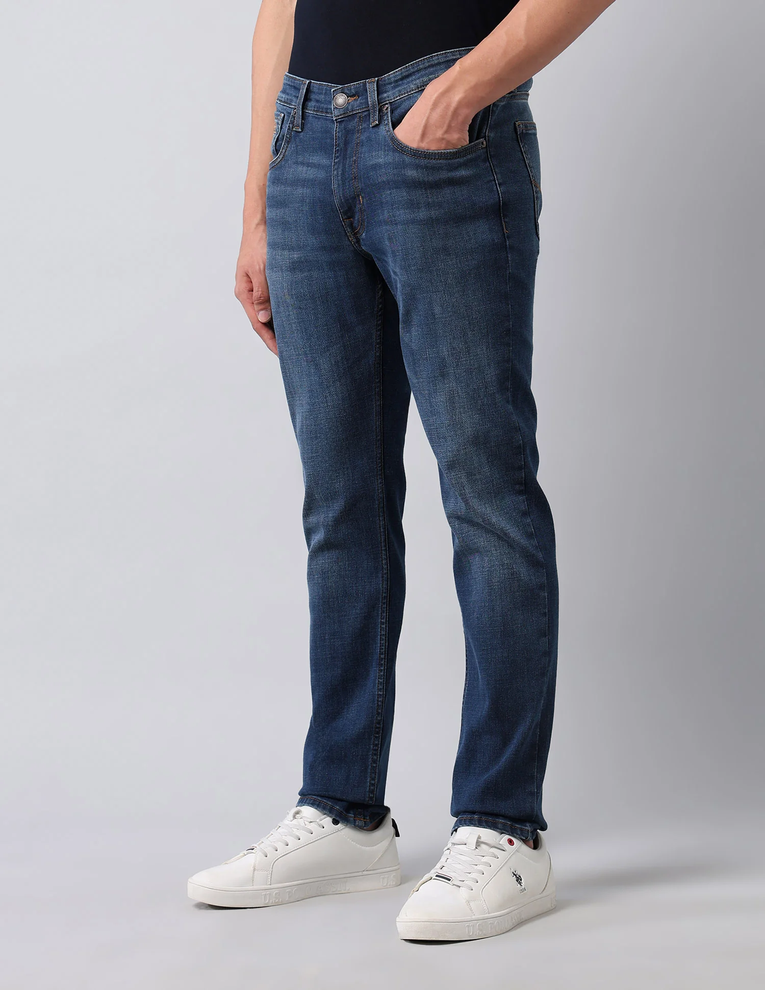 Brandon Slim Tapered Fit Blue Jeans - Image 4