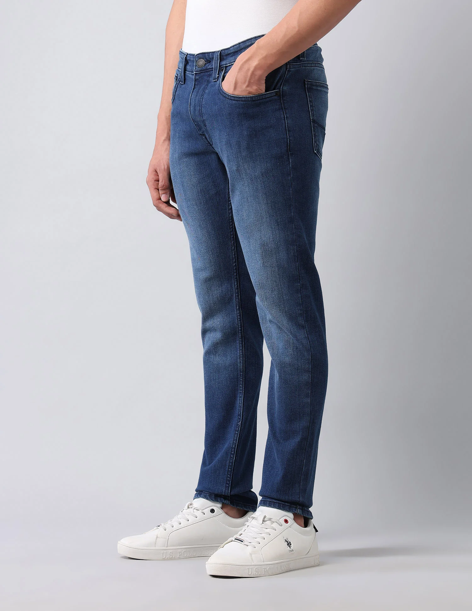 Brandon Slim Tapered Fit Blue Jeans - Image 4