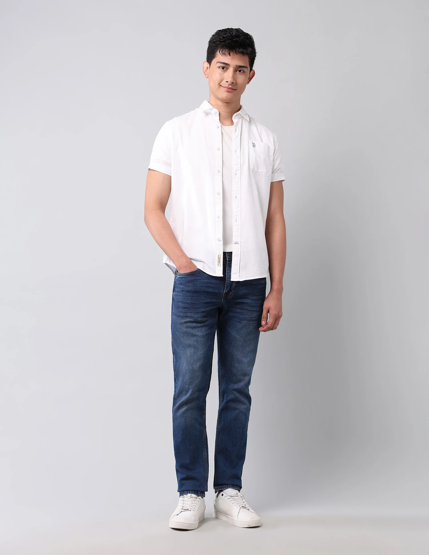 Brandon Slim Tapered Fit Blue Jeans - Image 3