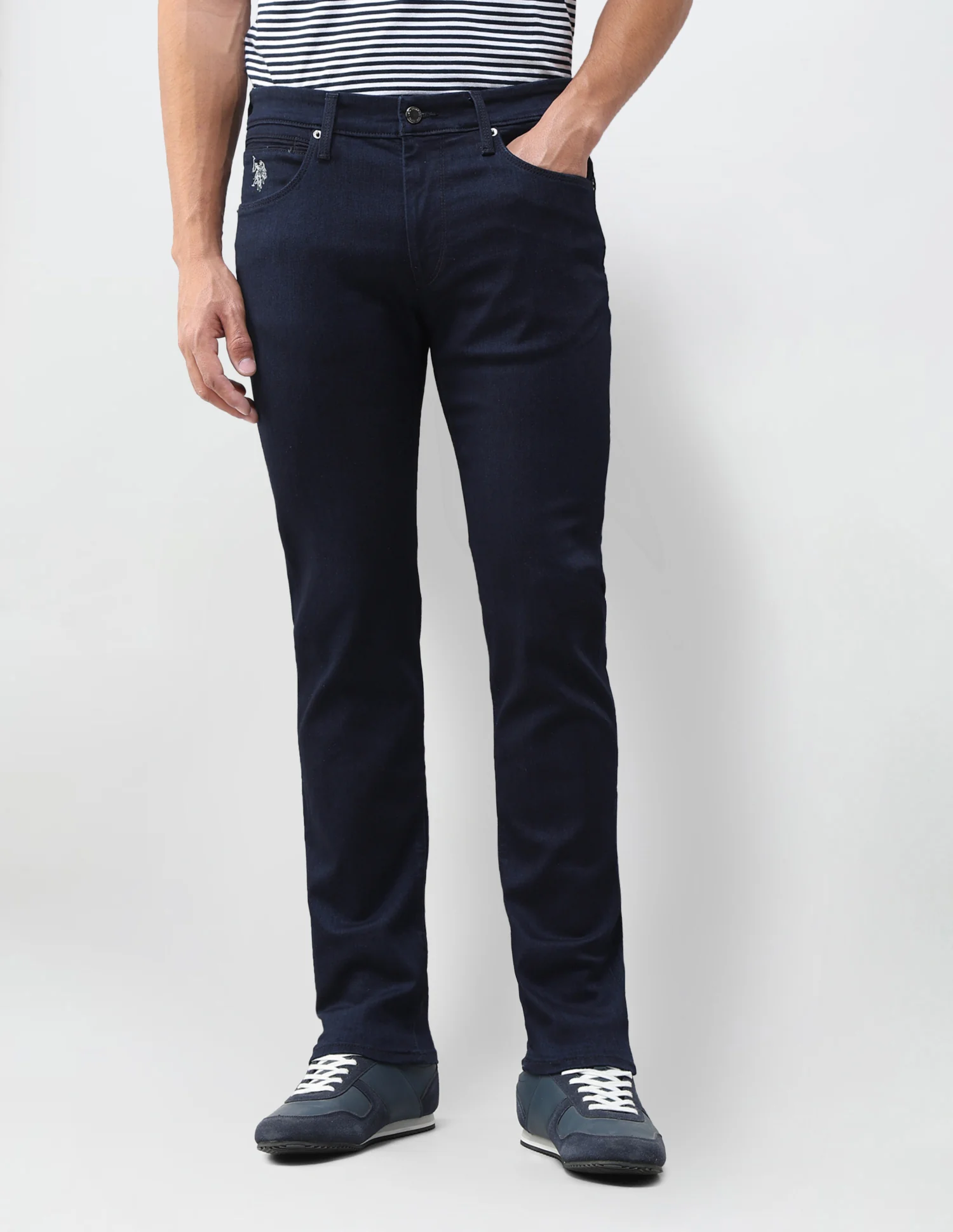 Brandon Slim Tapered Fit Blue Jeans - Image 6