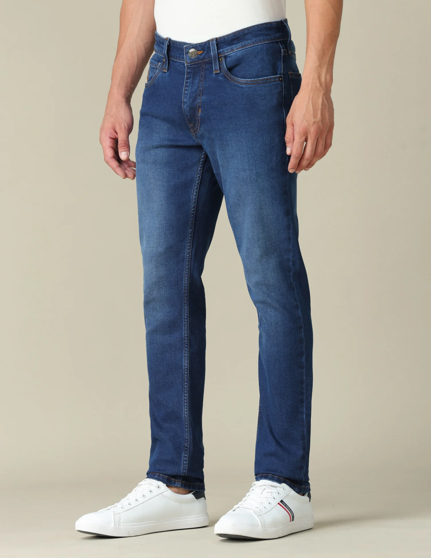 Brandon Slim Tapered Fit Blue Jeans - Image 4