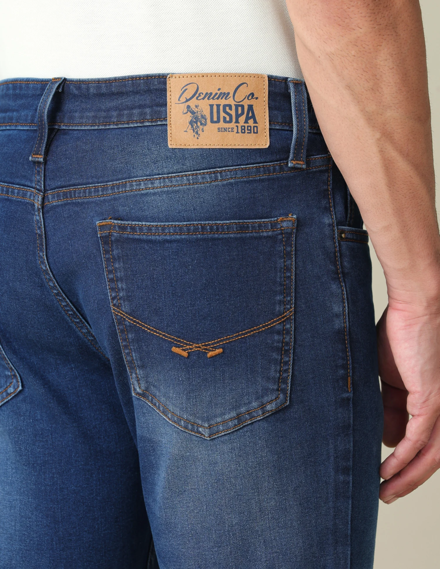 Brandon Slim Tapered Fit Blue Jeans - Image 8